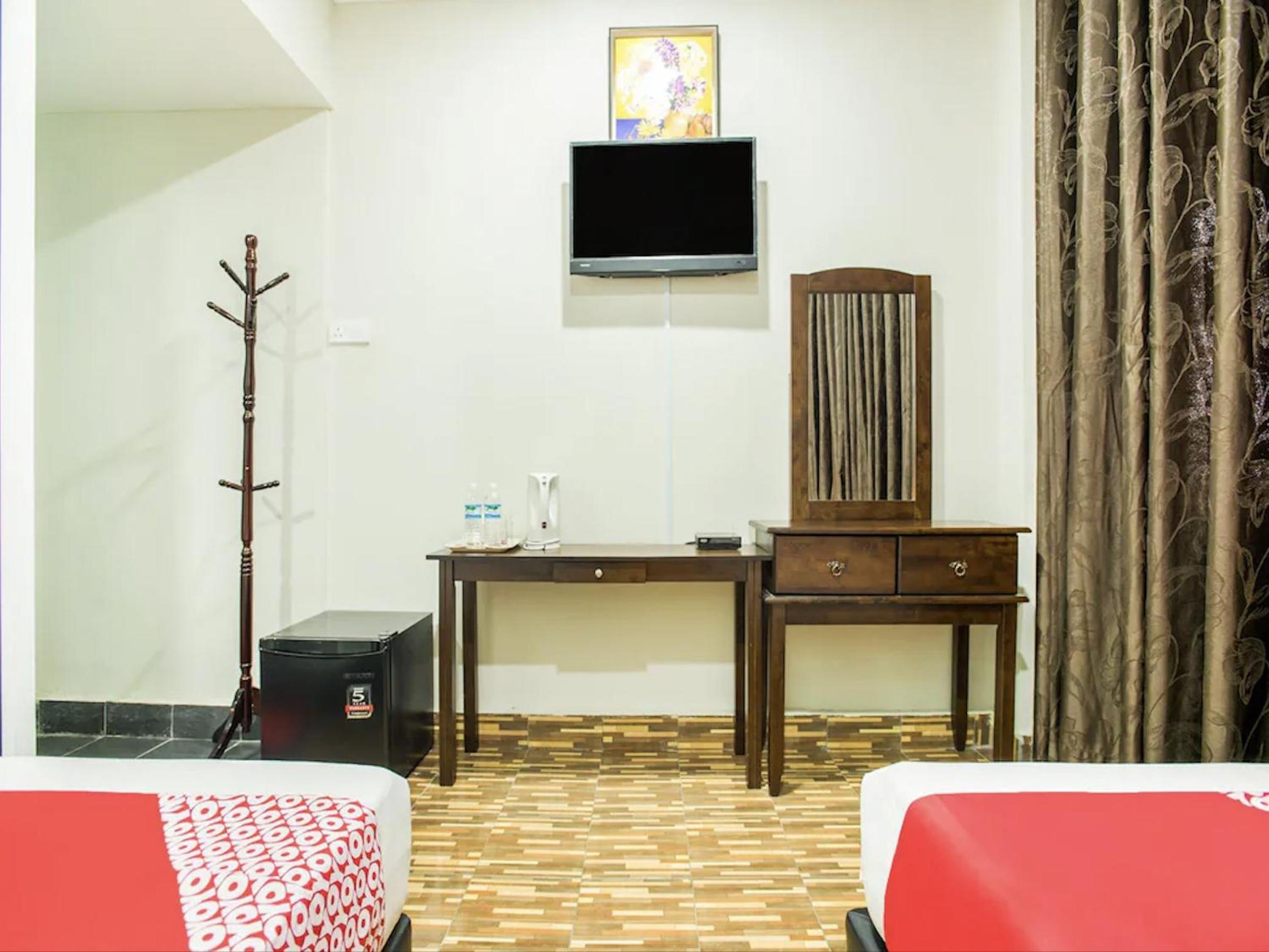 Deluxe Twin Room - Photo 3