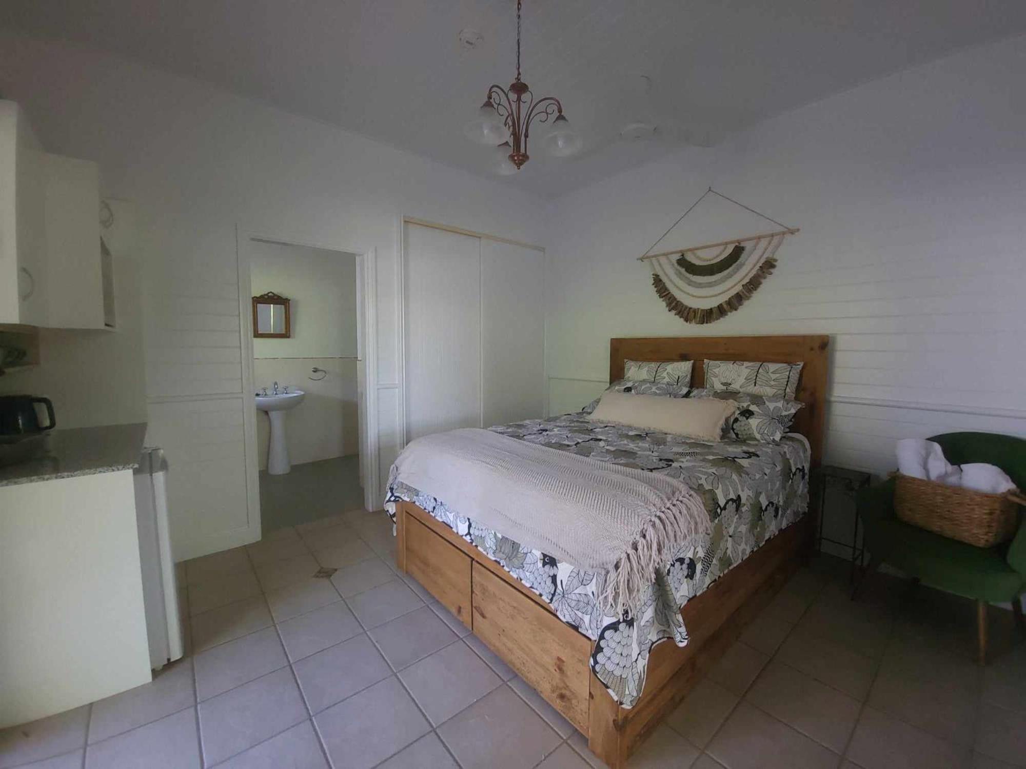 Deluxe Queen Room photo 3