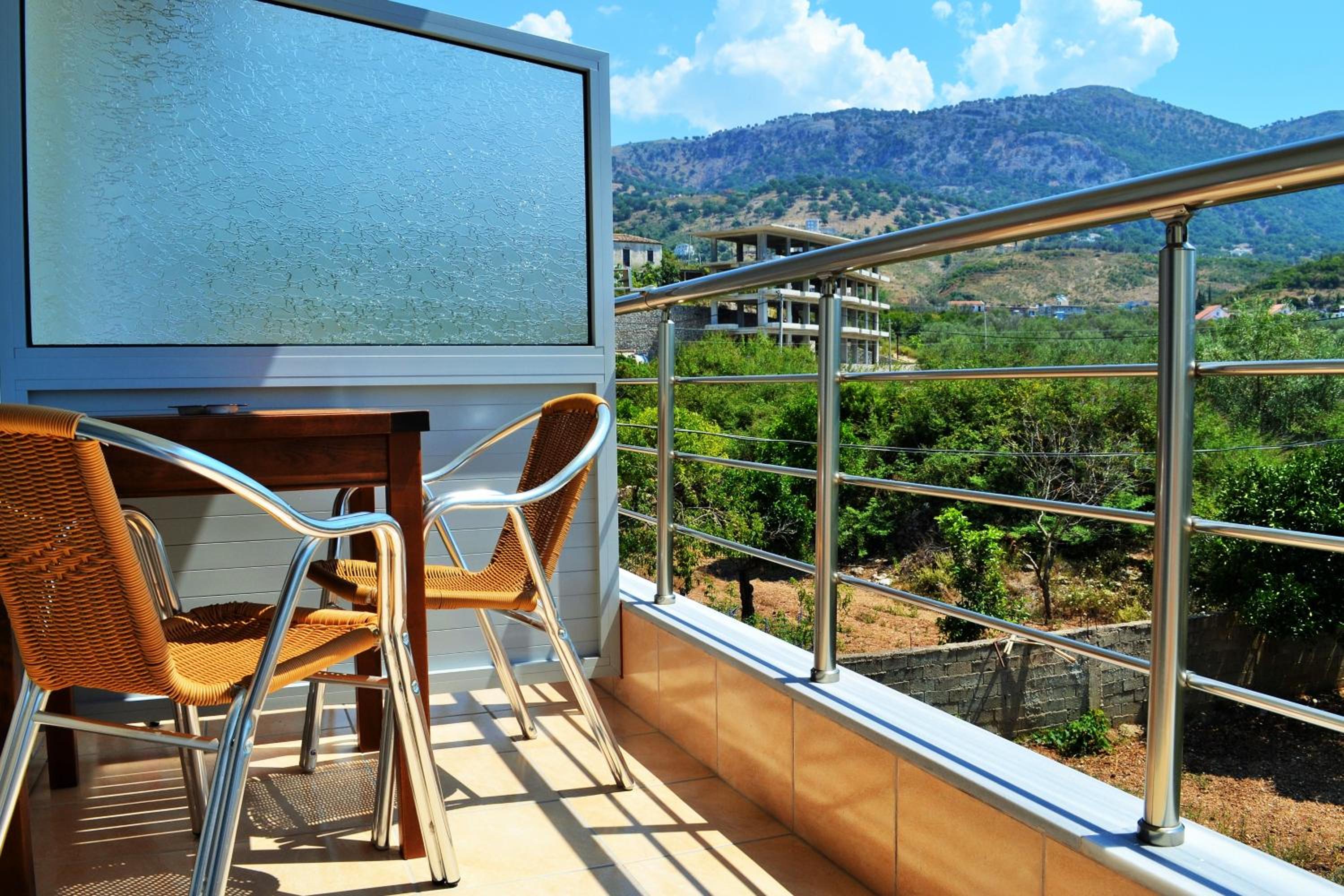 Double Room with Balcony photo 3