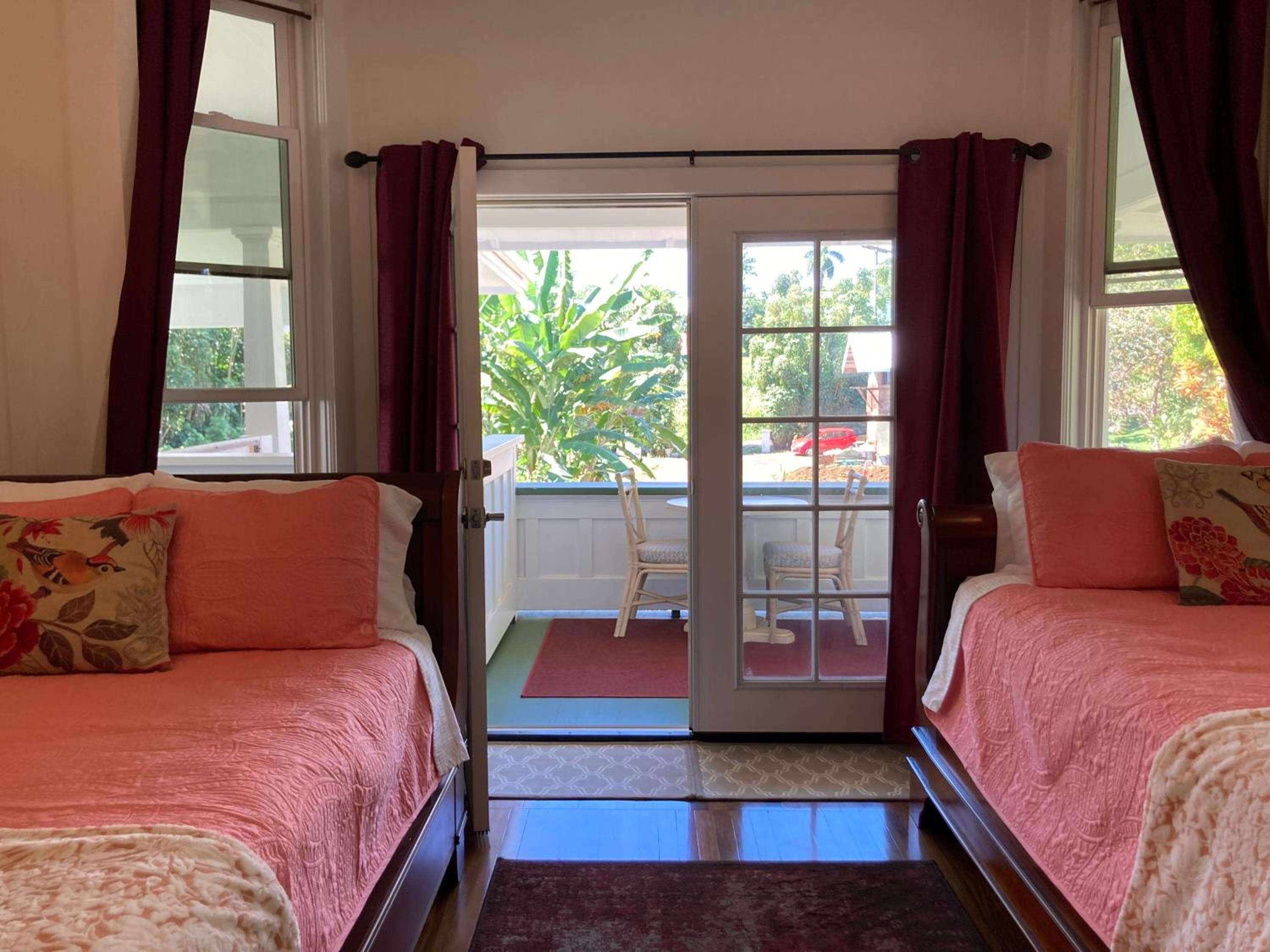 Queen Room with Balcony