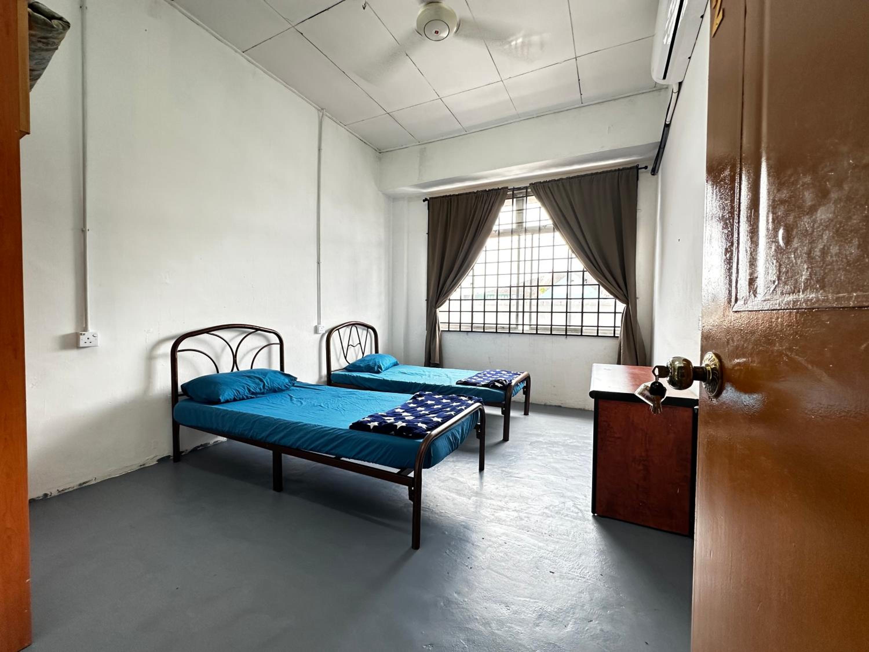 Budget Twin Room photo 1