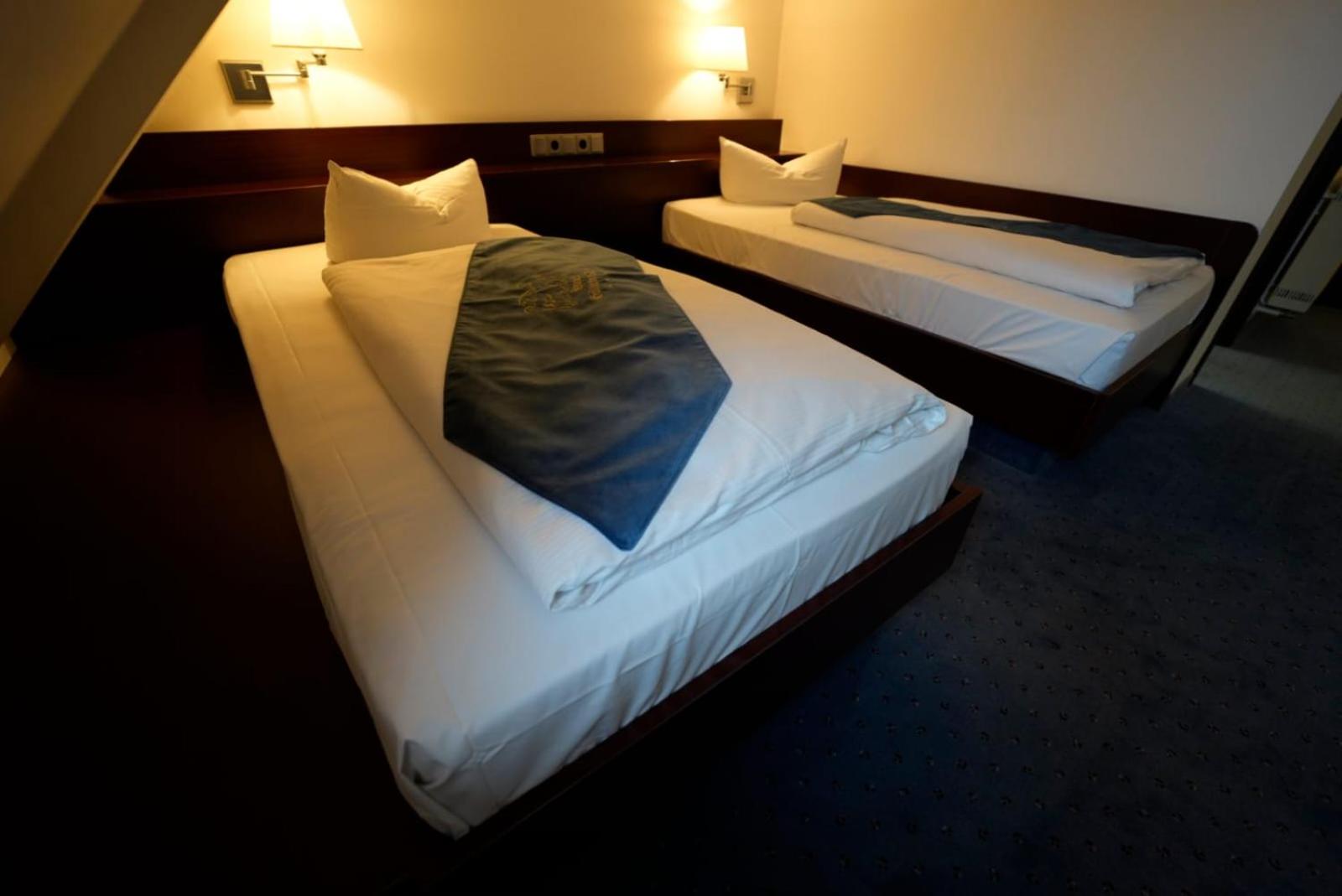 Standard Twin Room photo 2