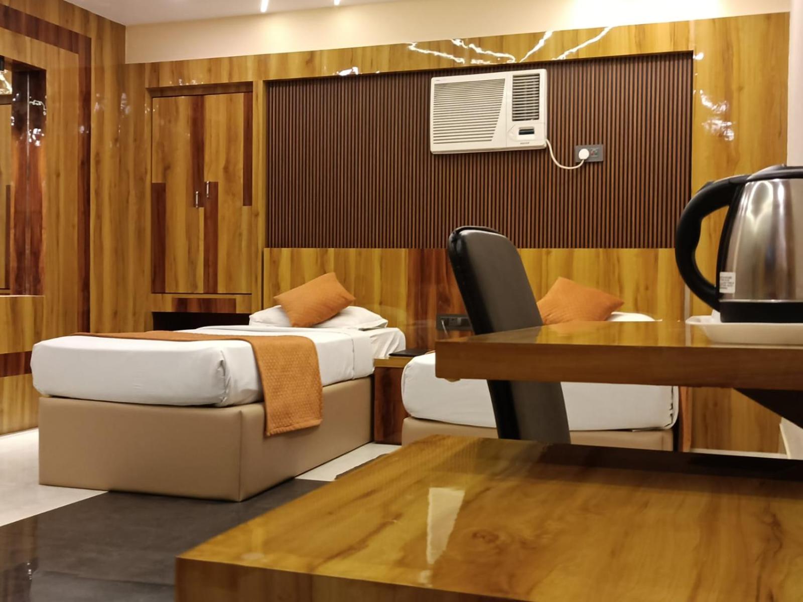 Executive Double or Twin Room - Photo 22