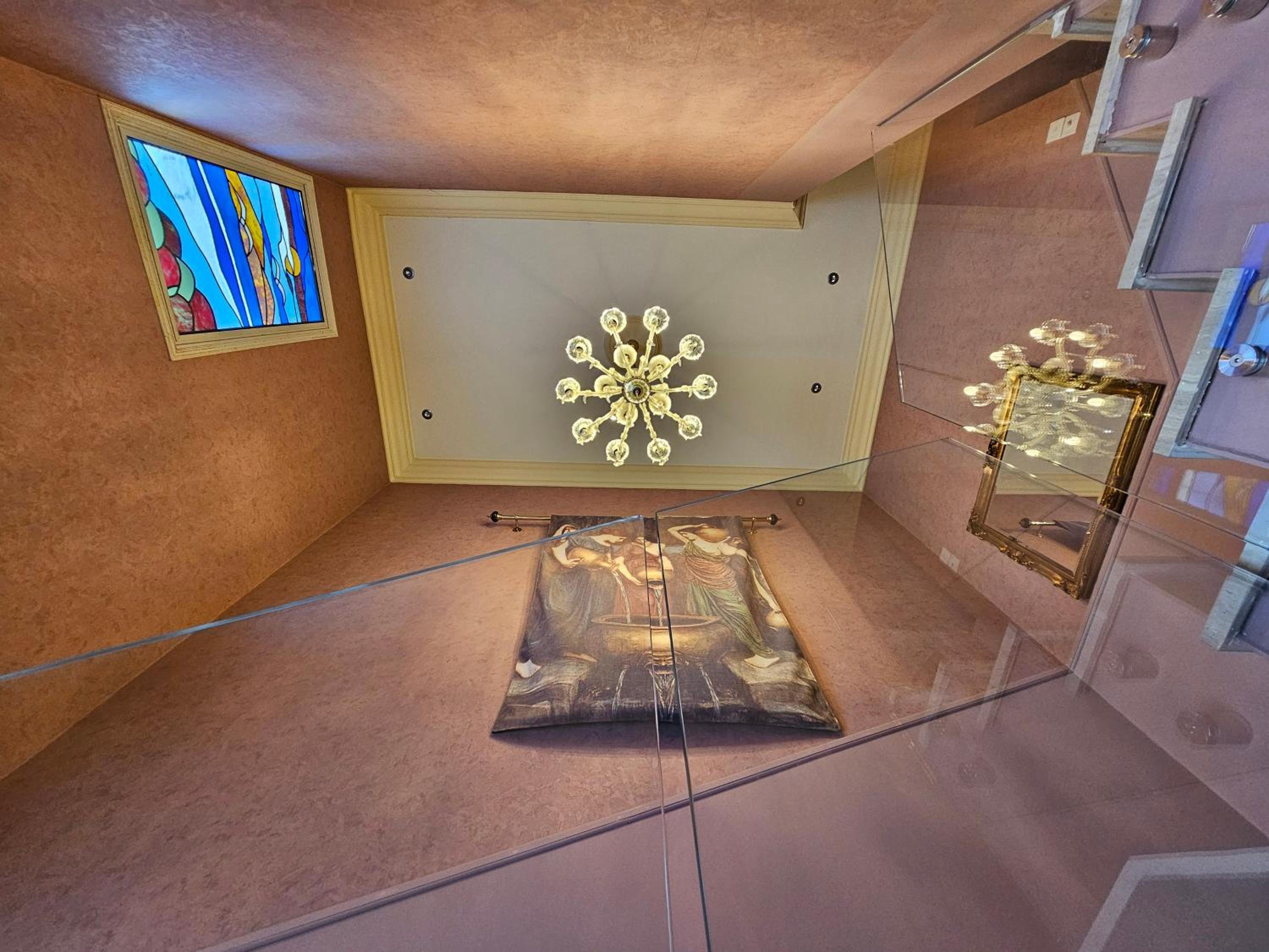 Three-Bedroom House - Photo 8