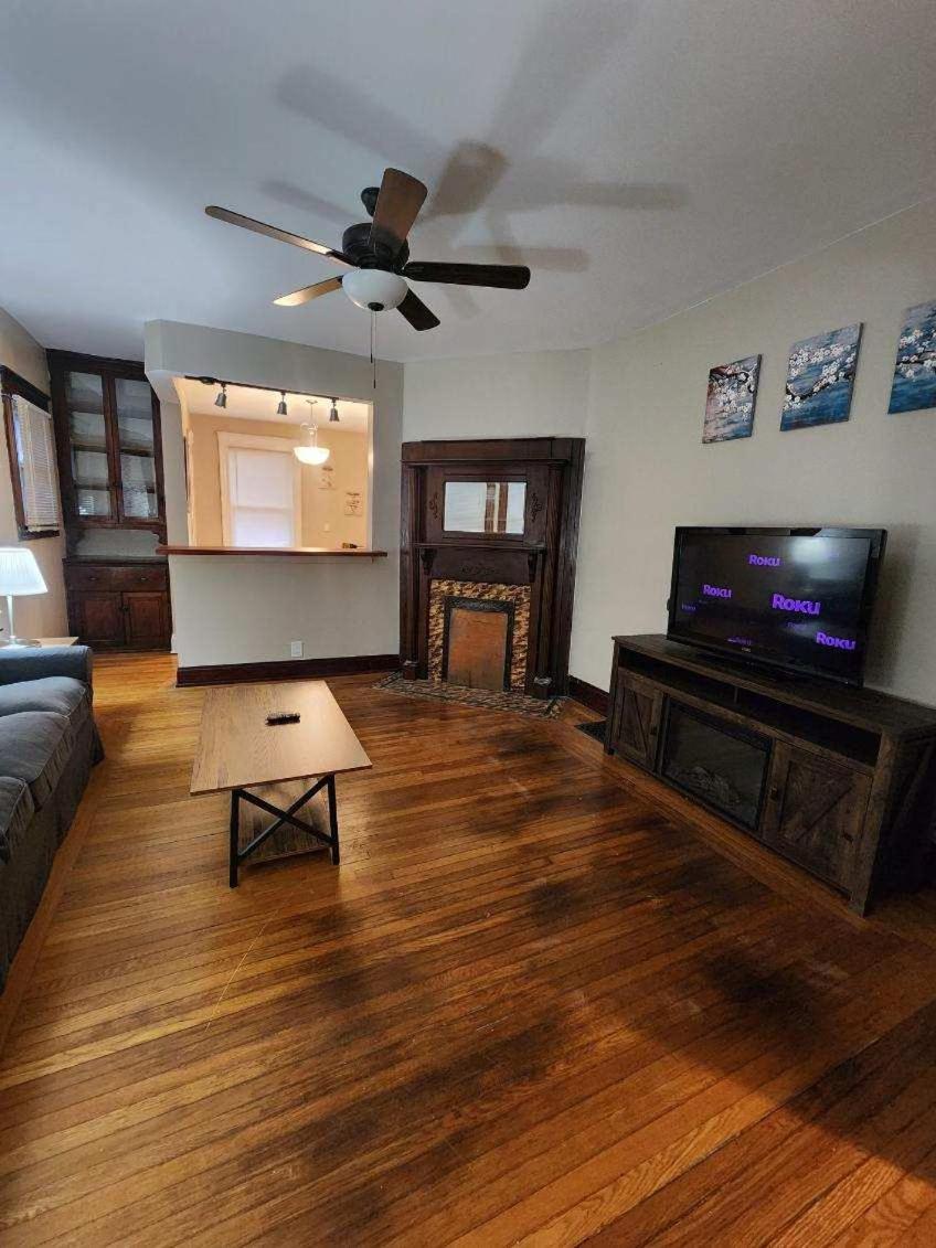 Family Room photo 1