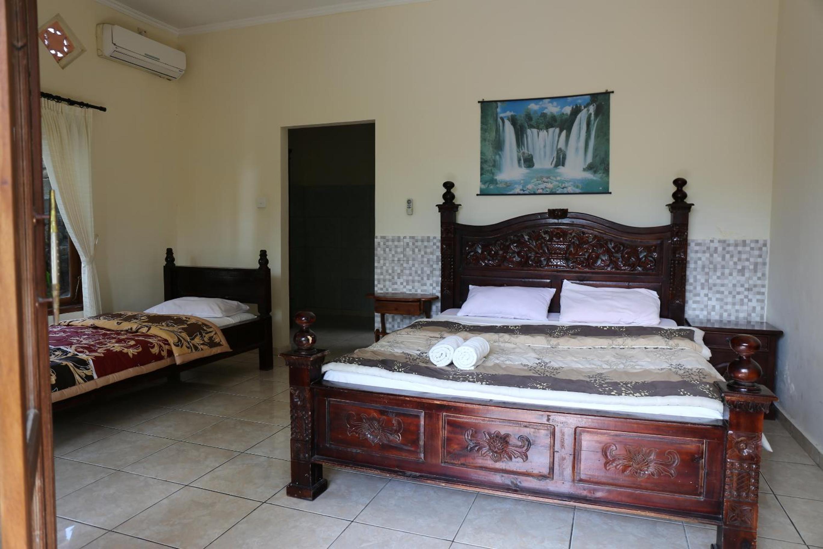 Triple Room with Pool View - Photo 5