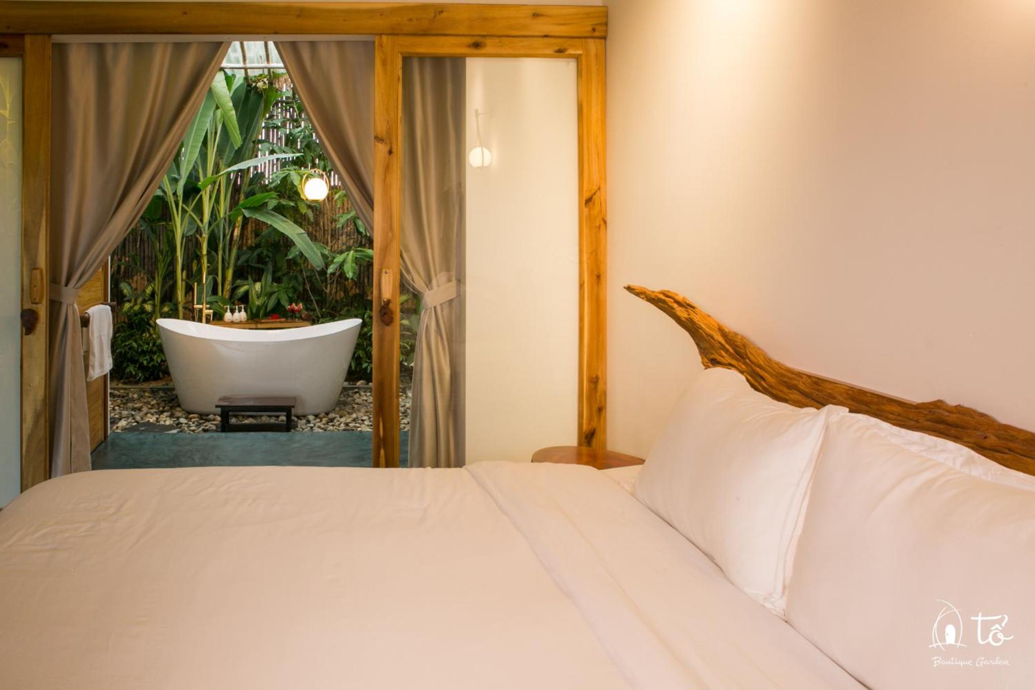 Deluxe Double Room with Bath photo 1