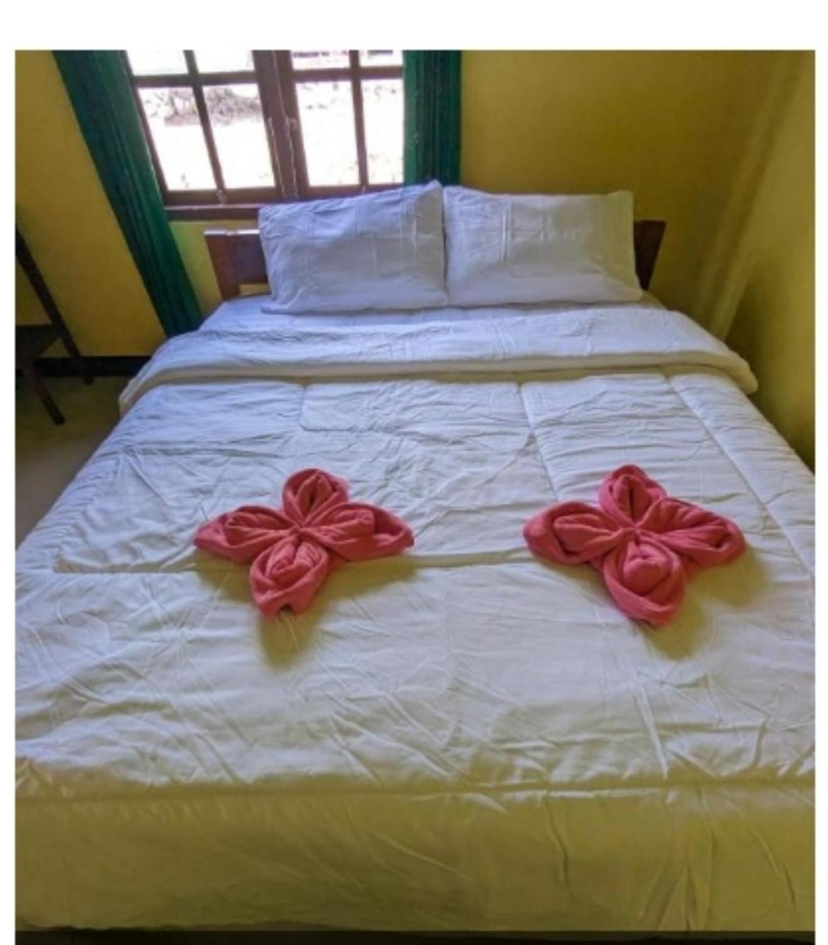 Double Room with Private Bathroom photo 1