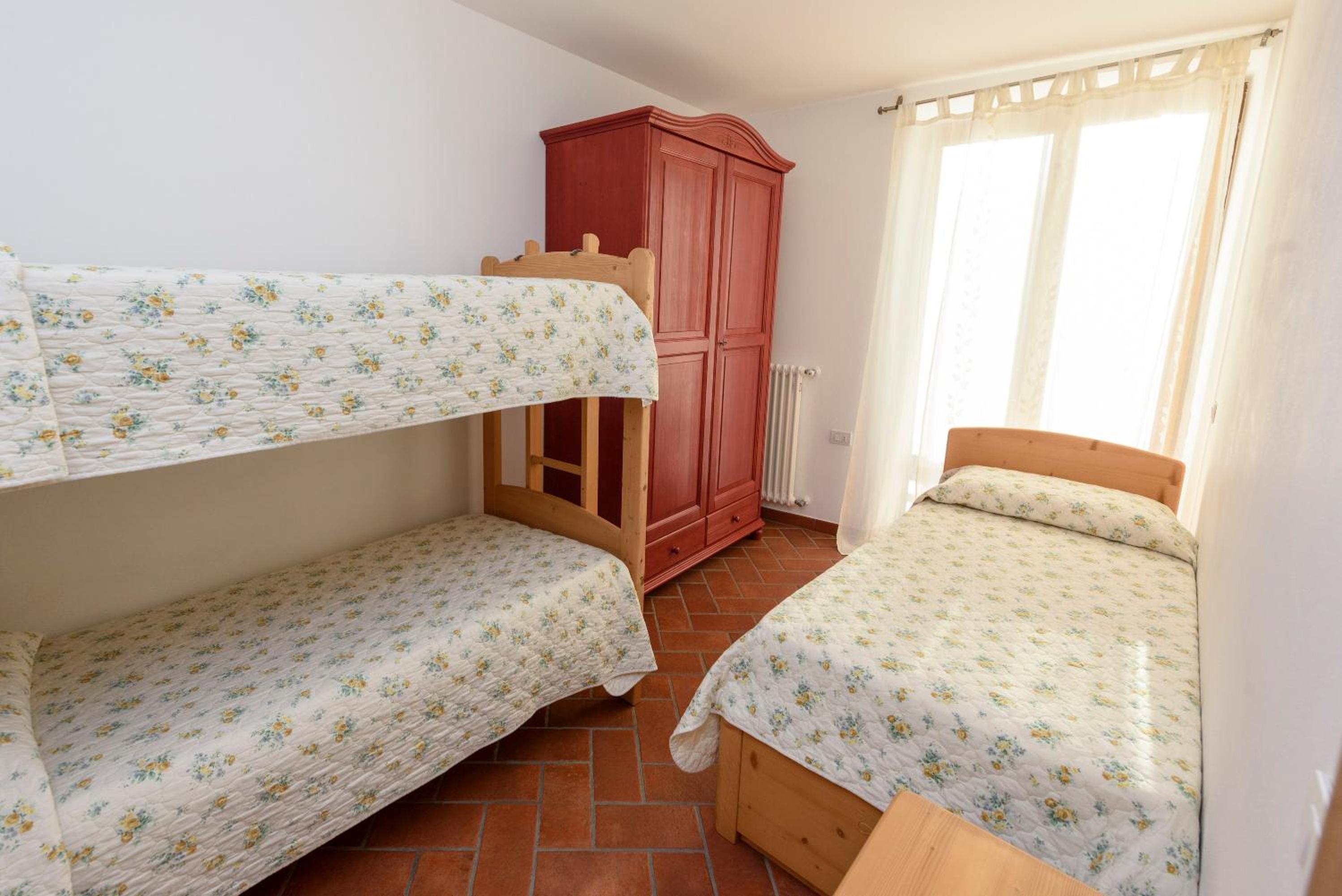 Superior Two-Bedroom Apartment - Photo 13