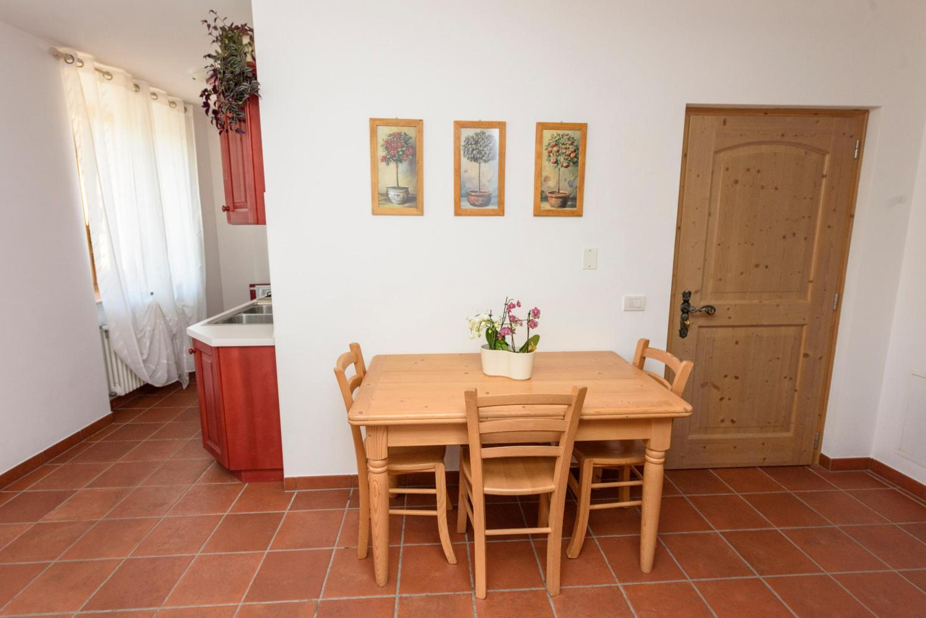 Superior Two-Bedroom Apartment - Photo 17