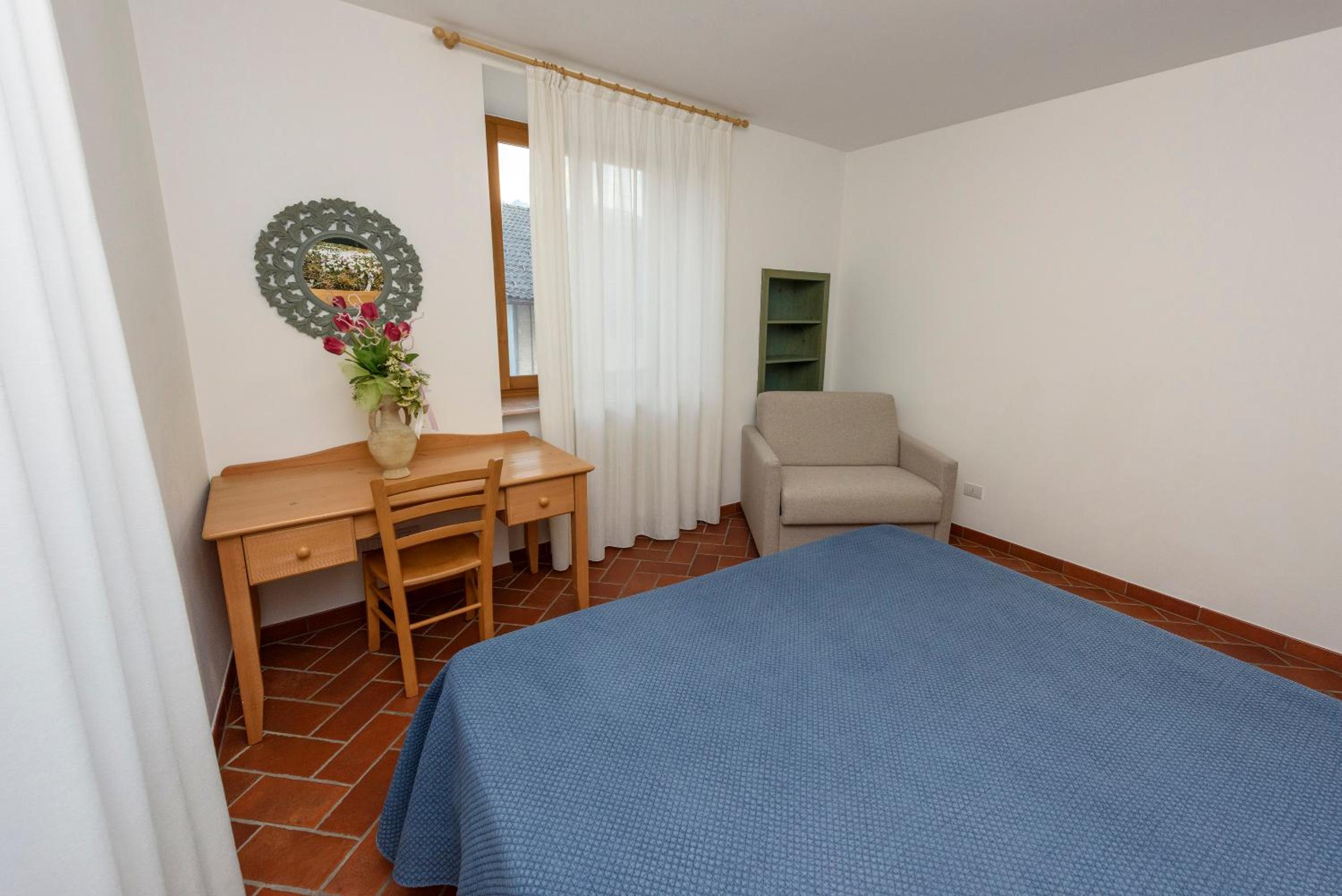 Superior Two-Bedroom Apartment - Photo 21