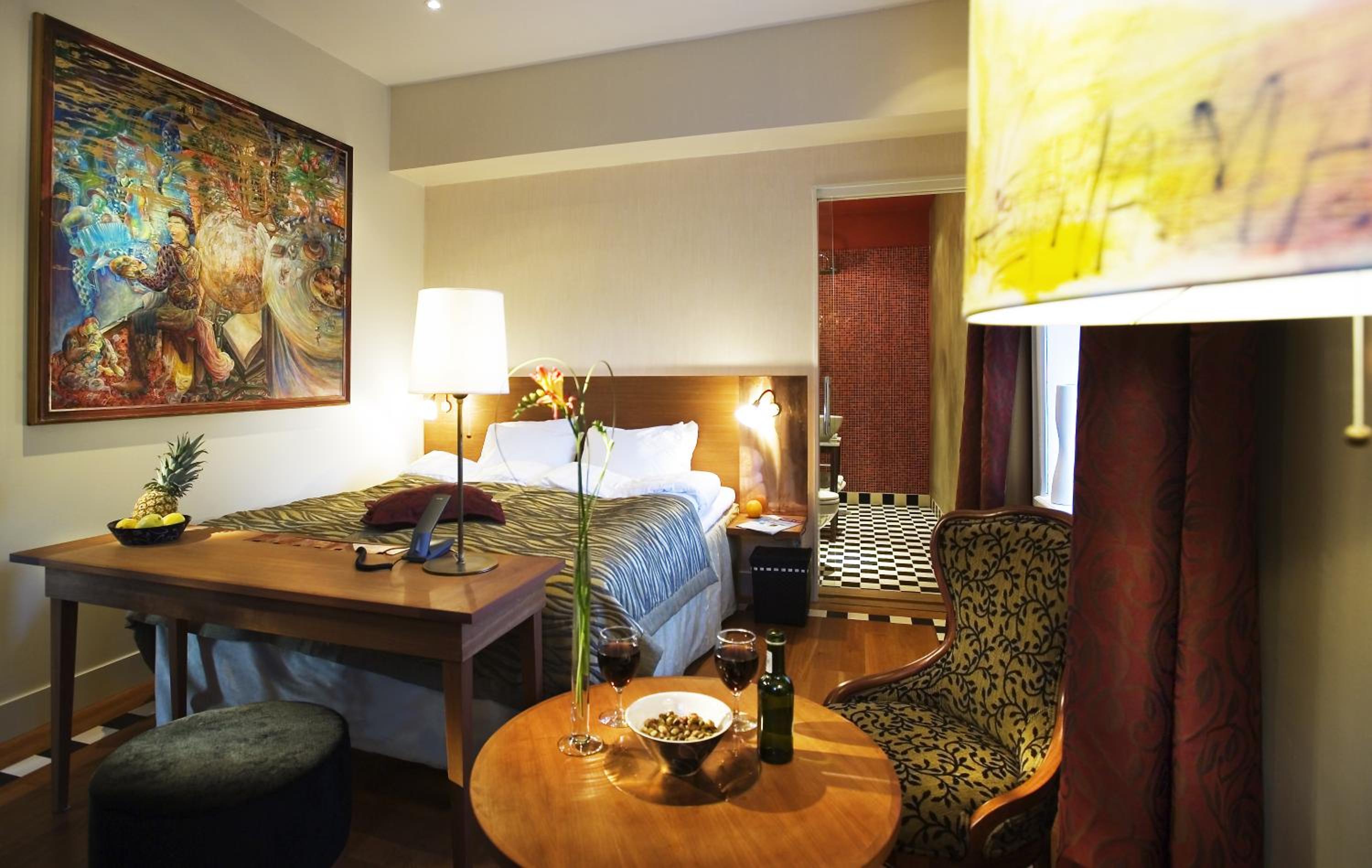 Standard Double Room - Photo 5