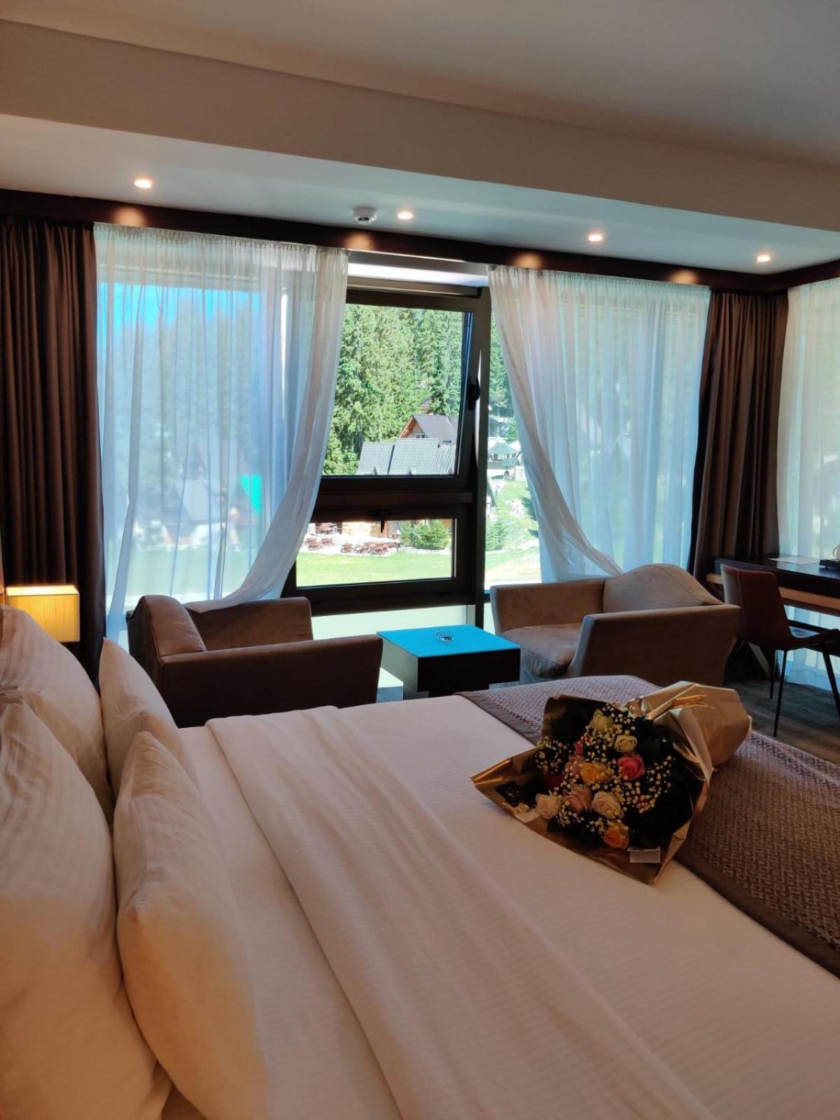 Superior Double Room - Photo 1