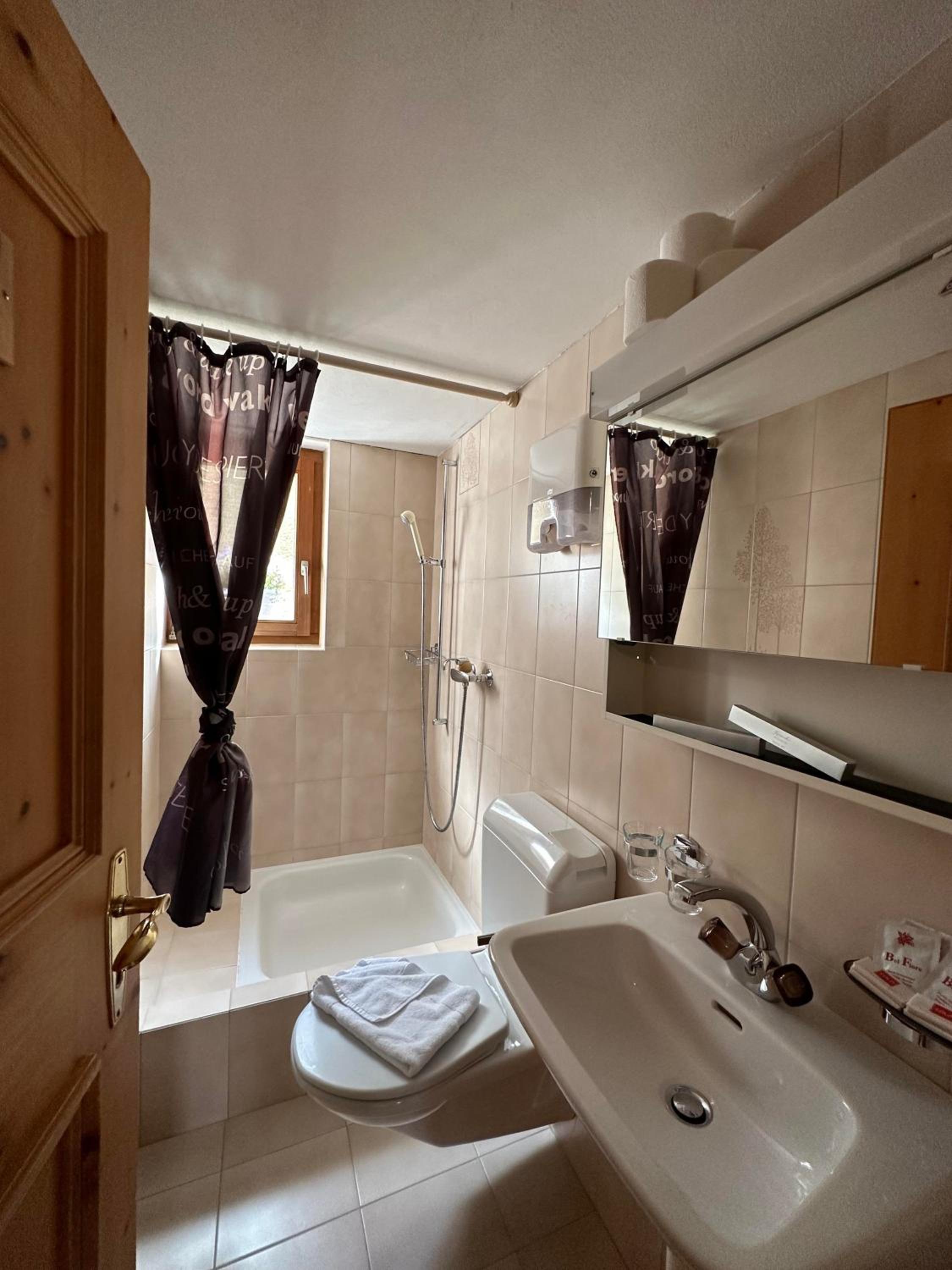 Twin Room photo 2