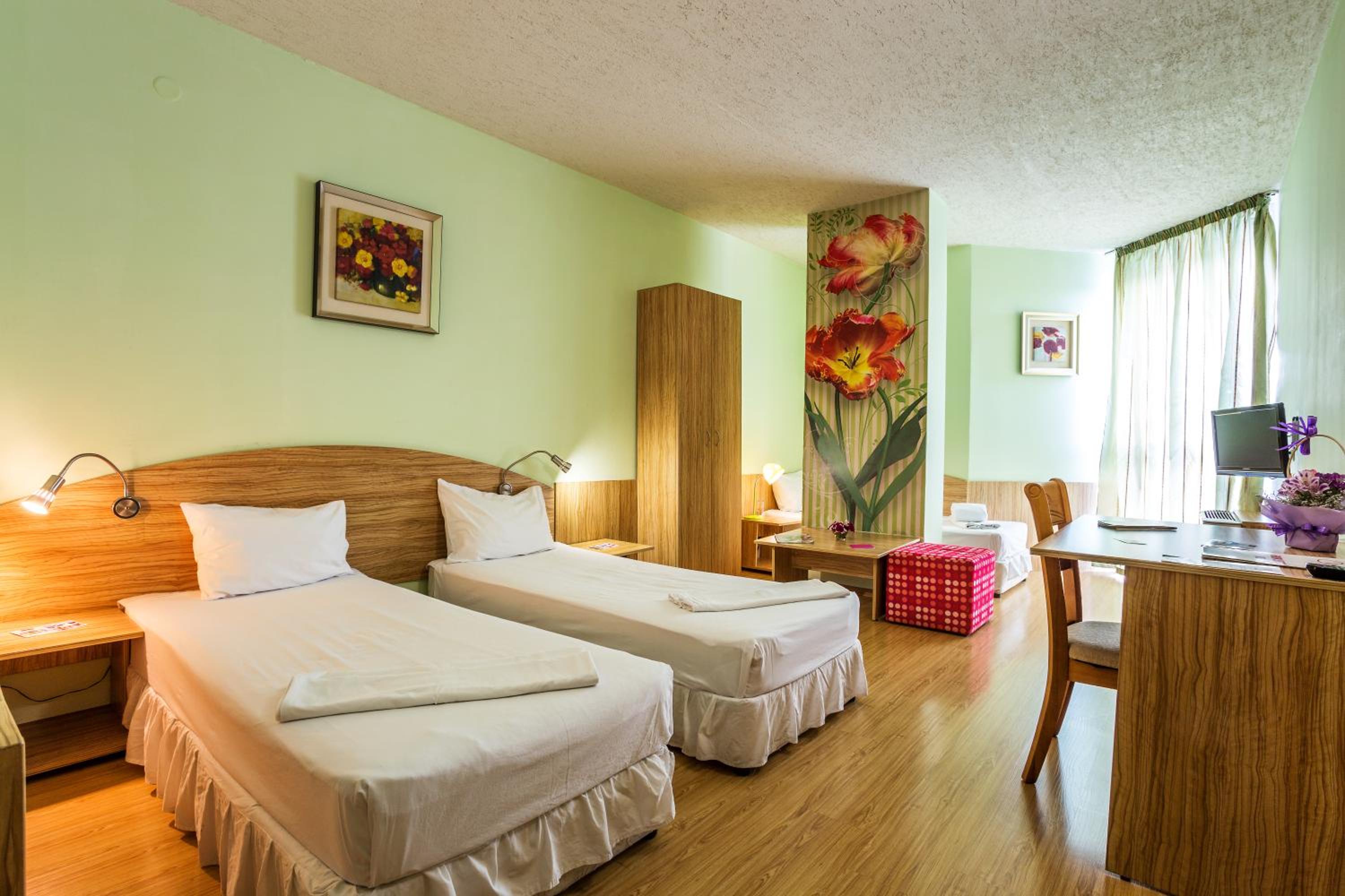 Triple Room photo 3