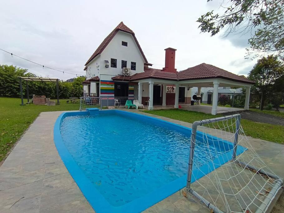 Villa photo 1