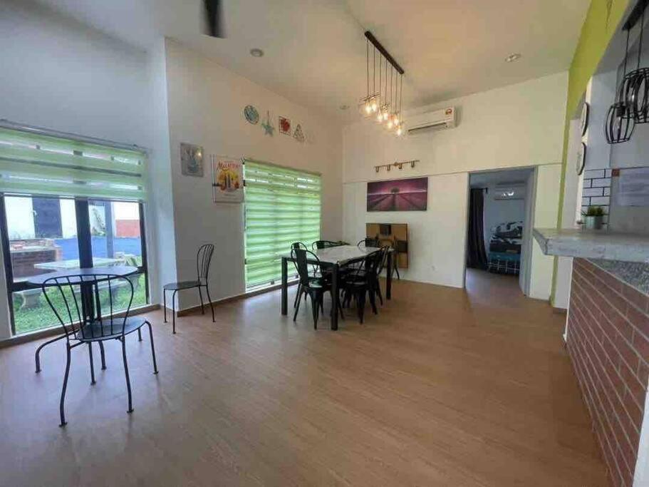 Villa photo 2