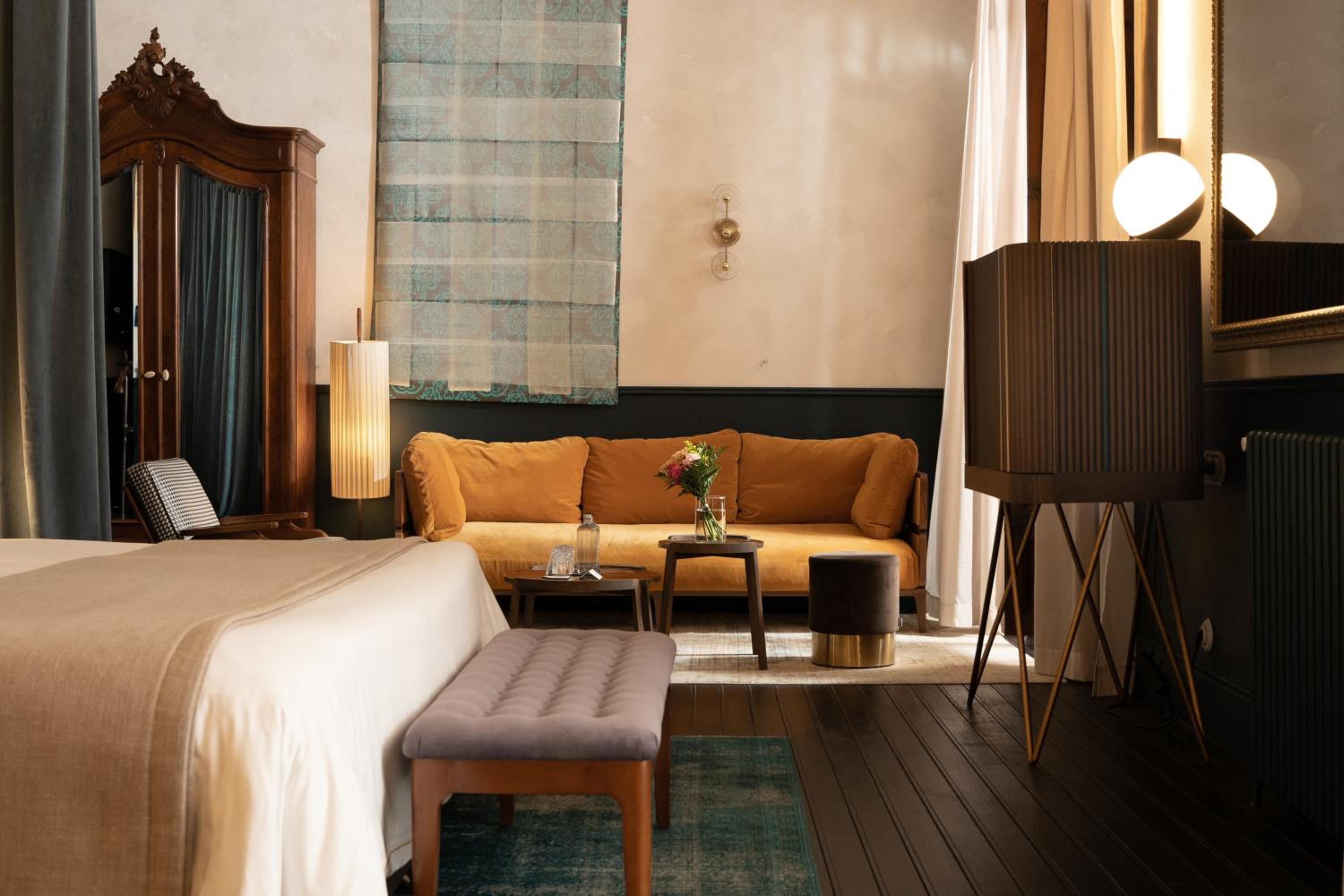 Premium Suite