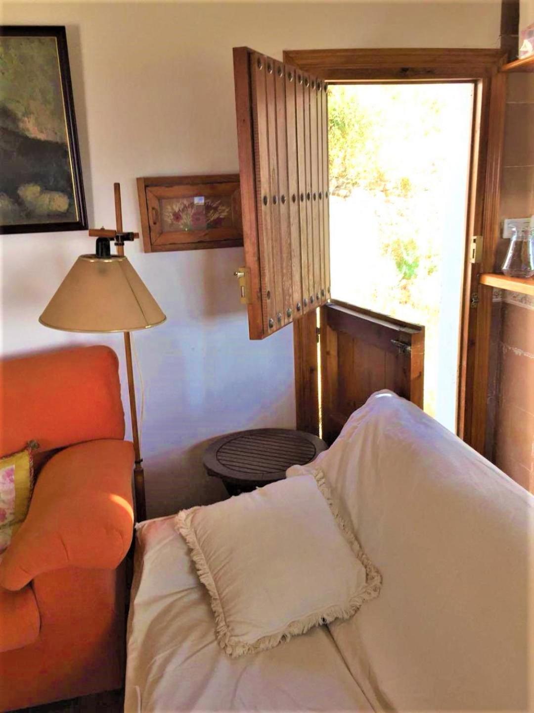 Four-Bedroom House photo 3