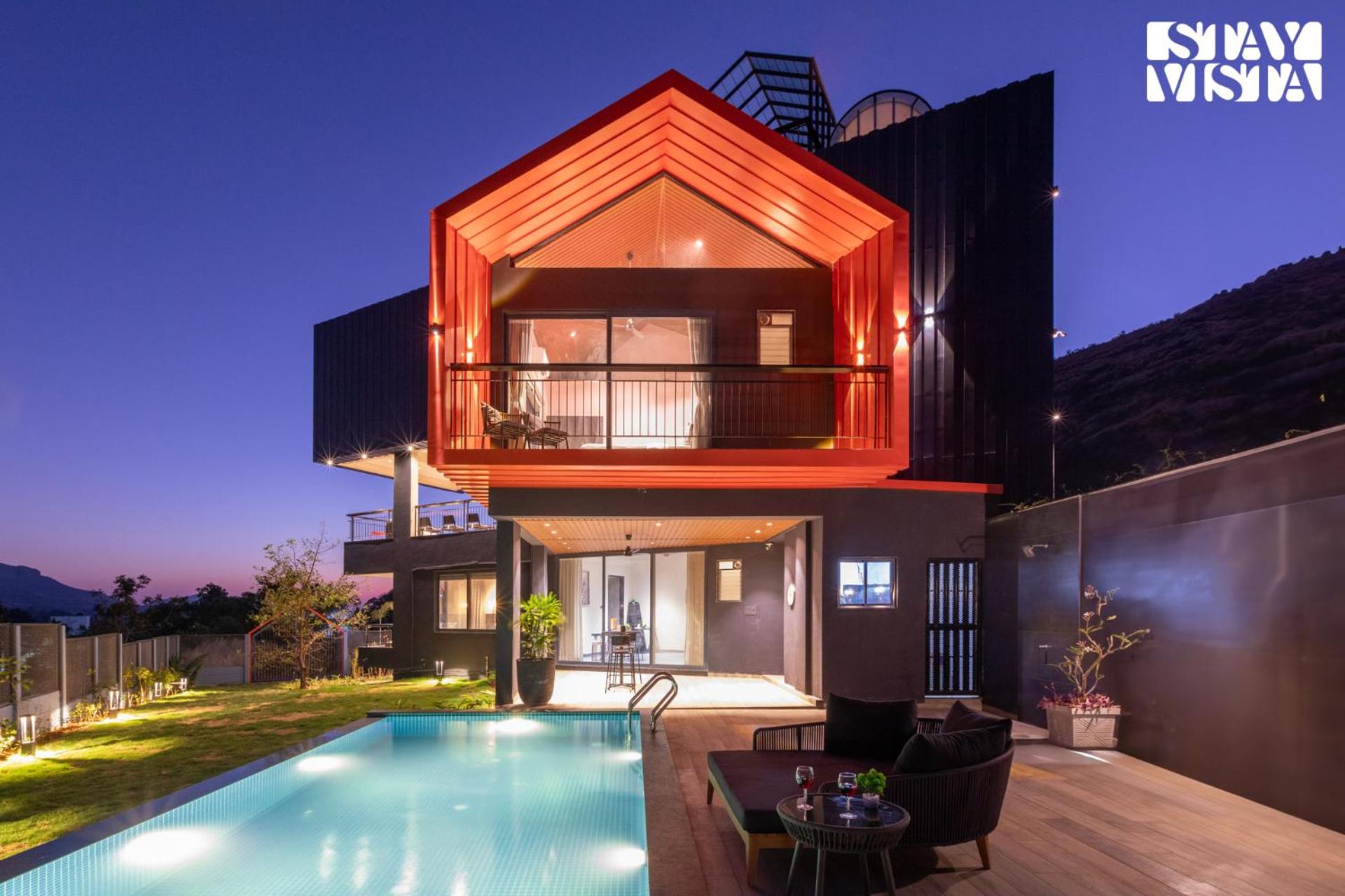 Villa photo 2