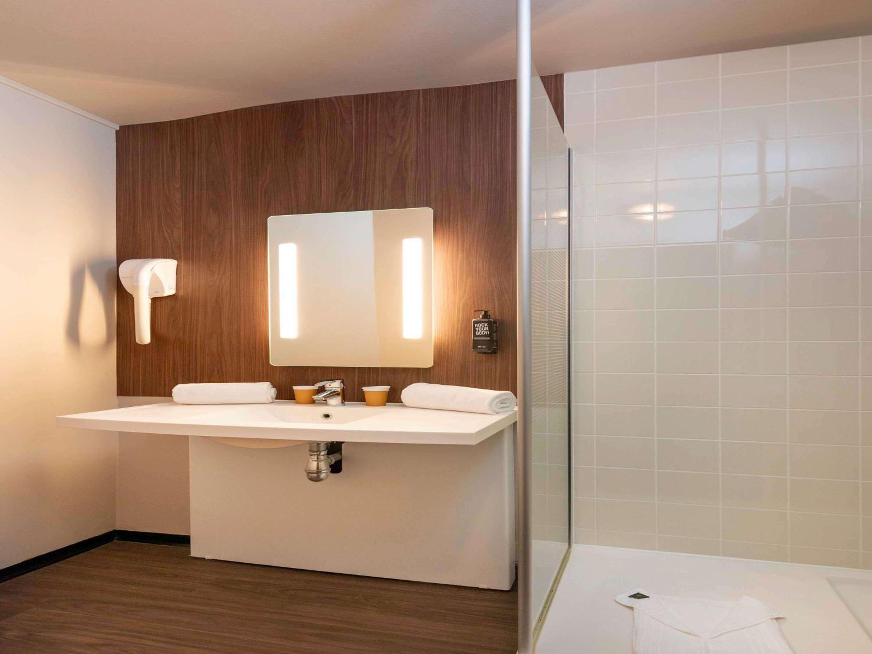 Classic Double Room - Photo 4