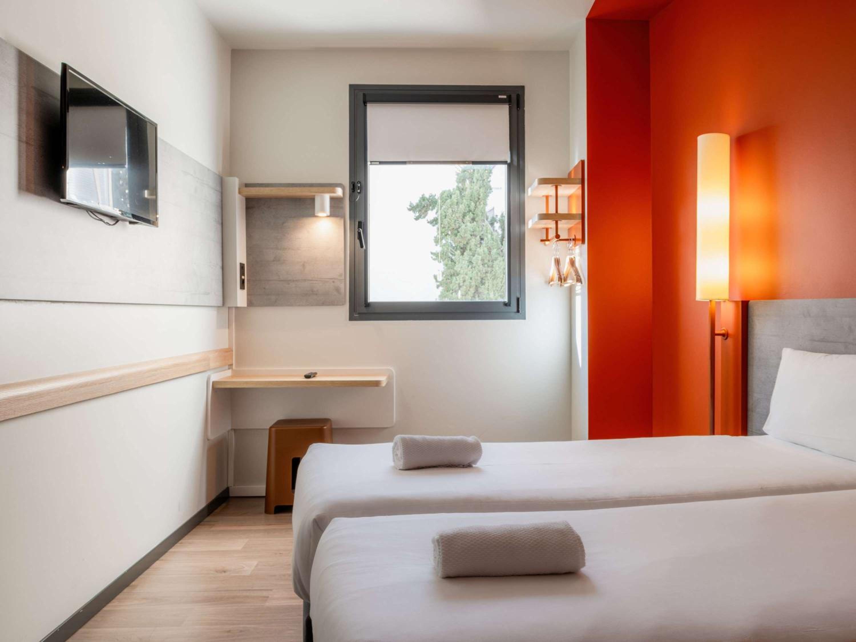 Accesible Double Room photo 2