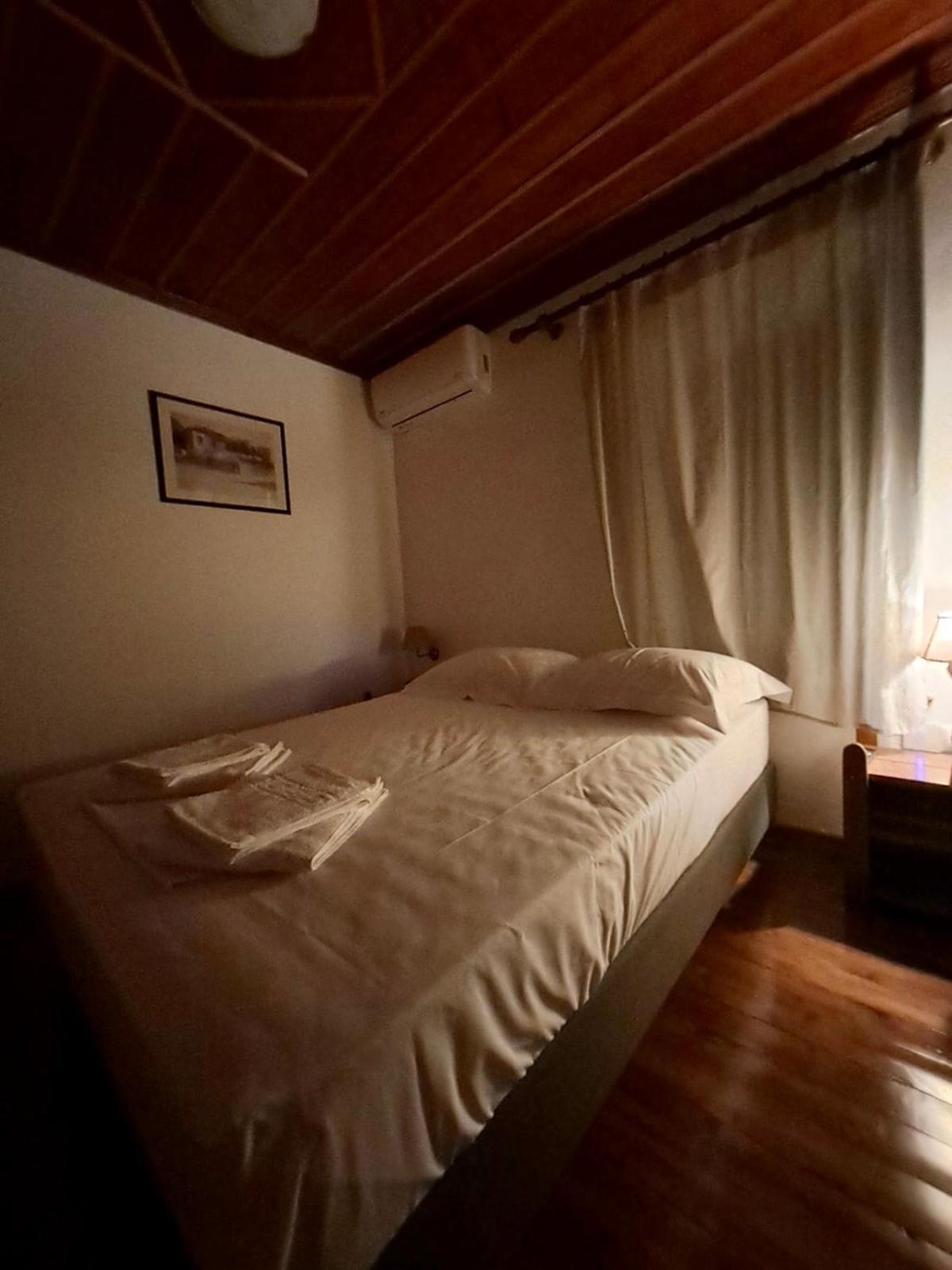 Double Room with Pool View photo 2