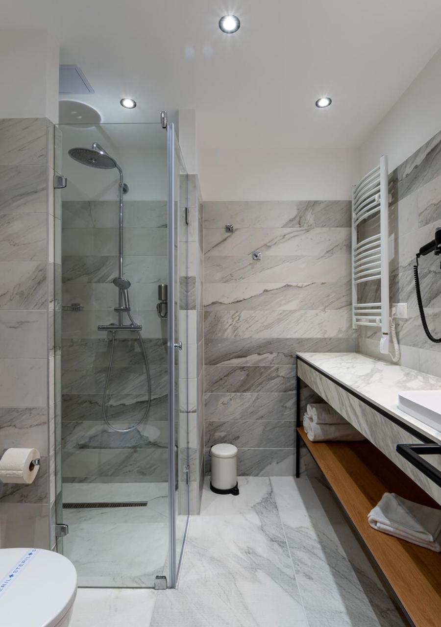 Superior Studio - Photo 12