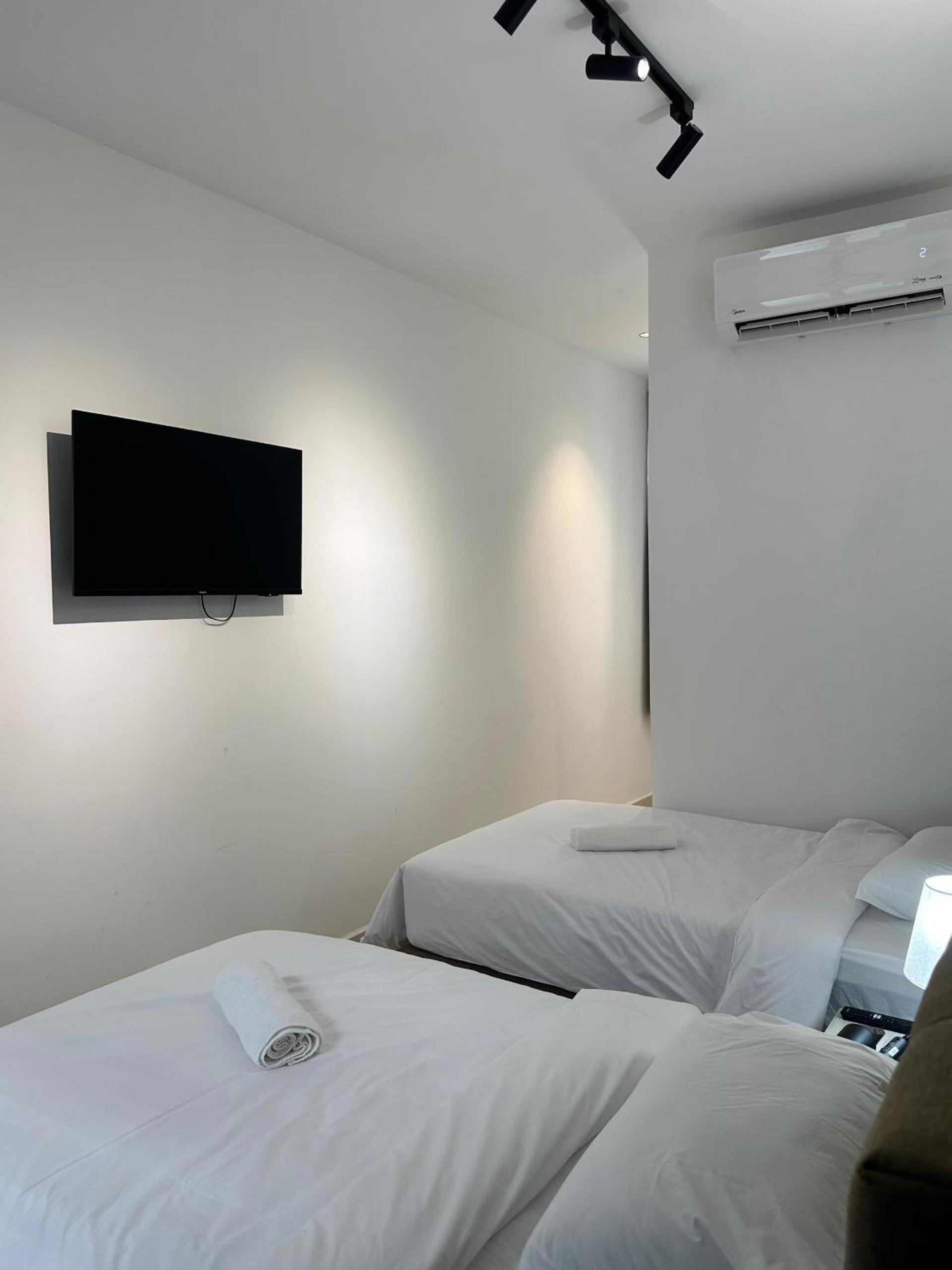 Twin Room with Bathroom