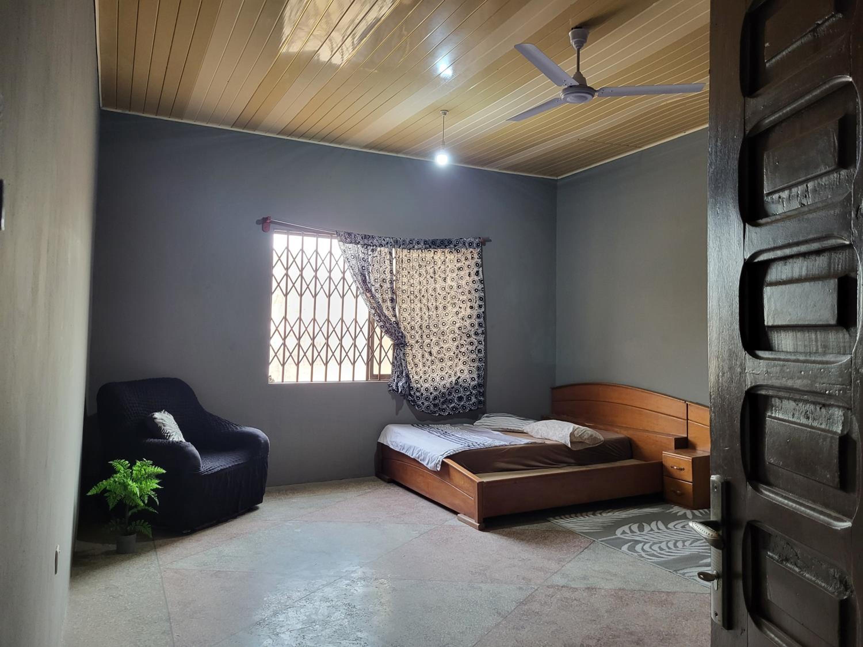Double Or Twin Room With Shared Bathroom photo 3