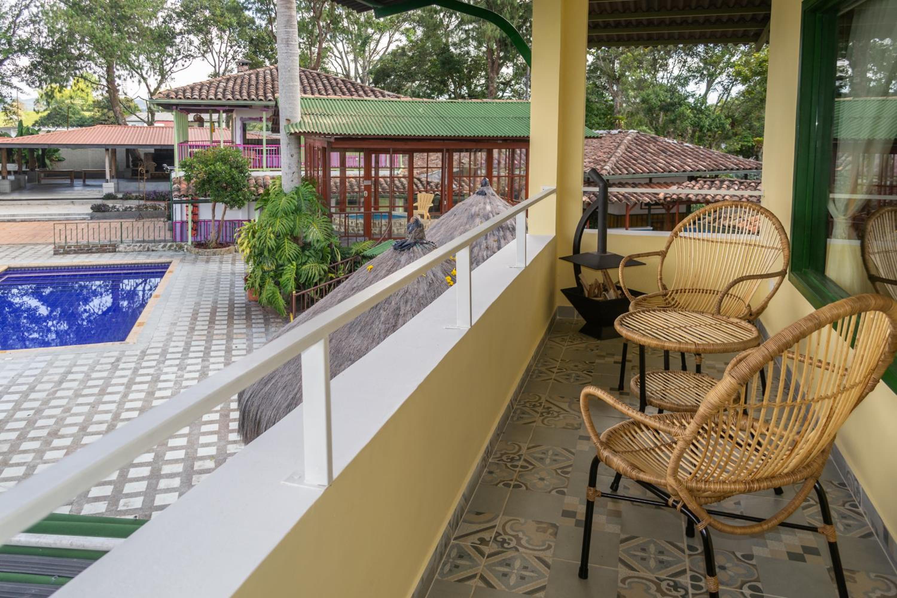 King Suite with Pool View photo 2