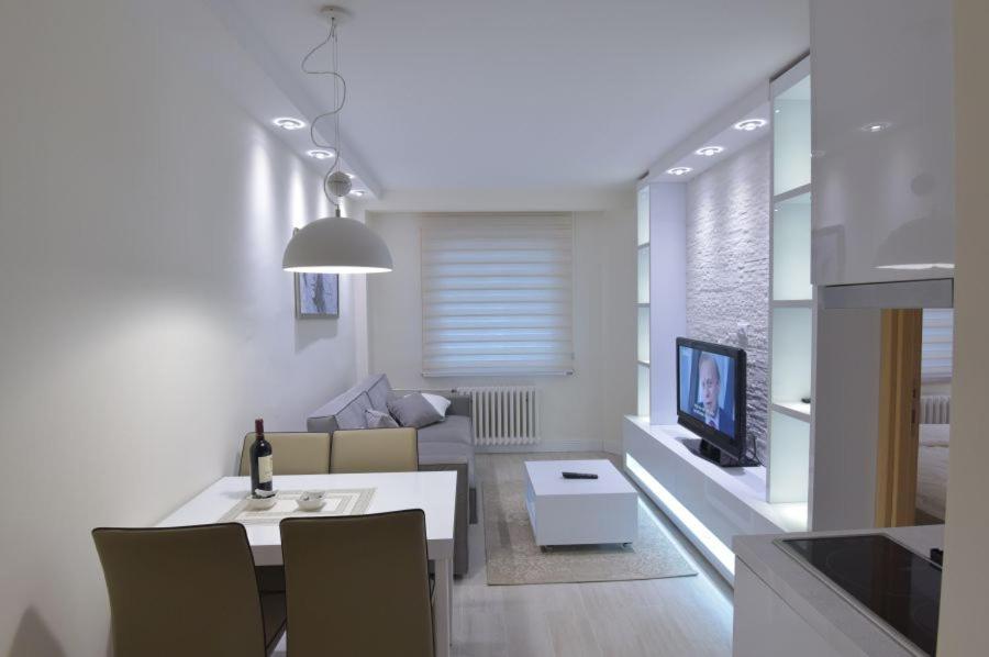 Superior Family Room