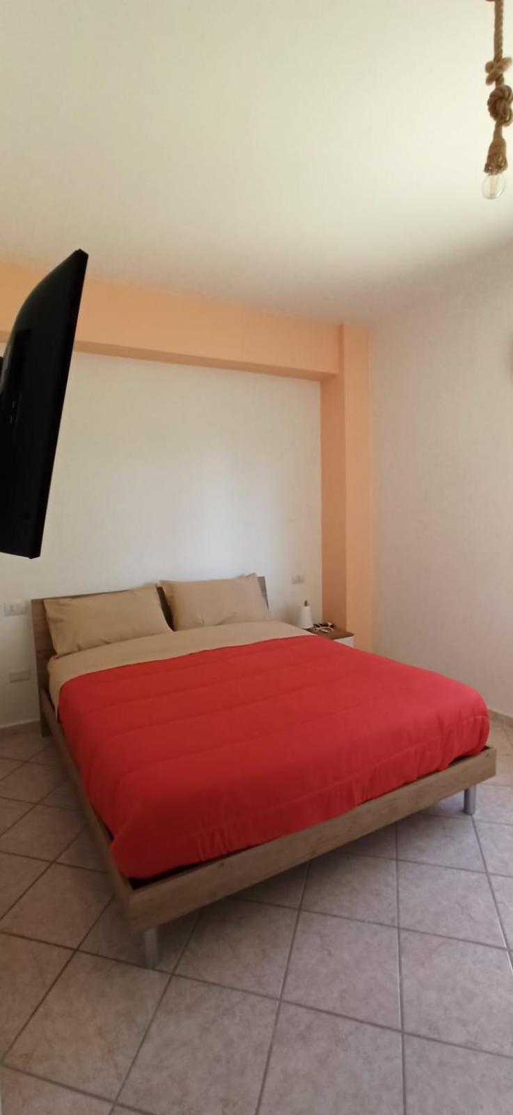 Single Room With Private Bathroom