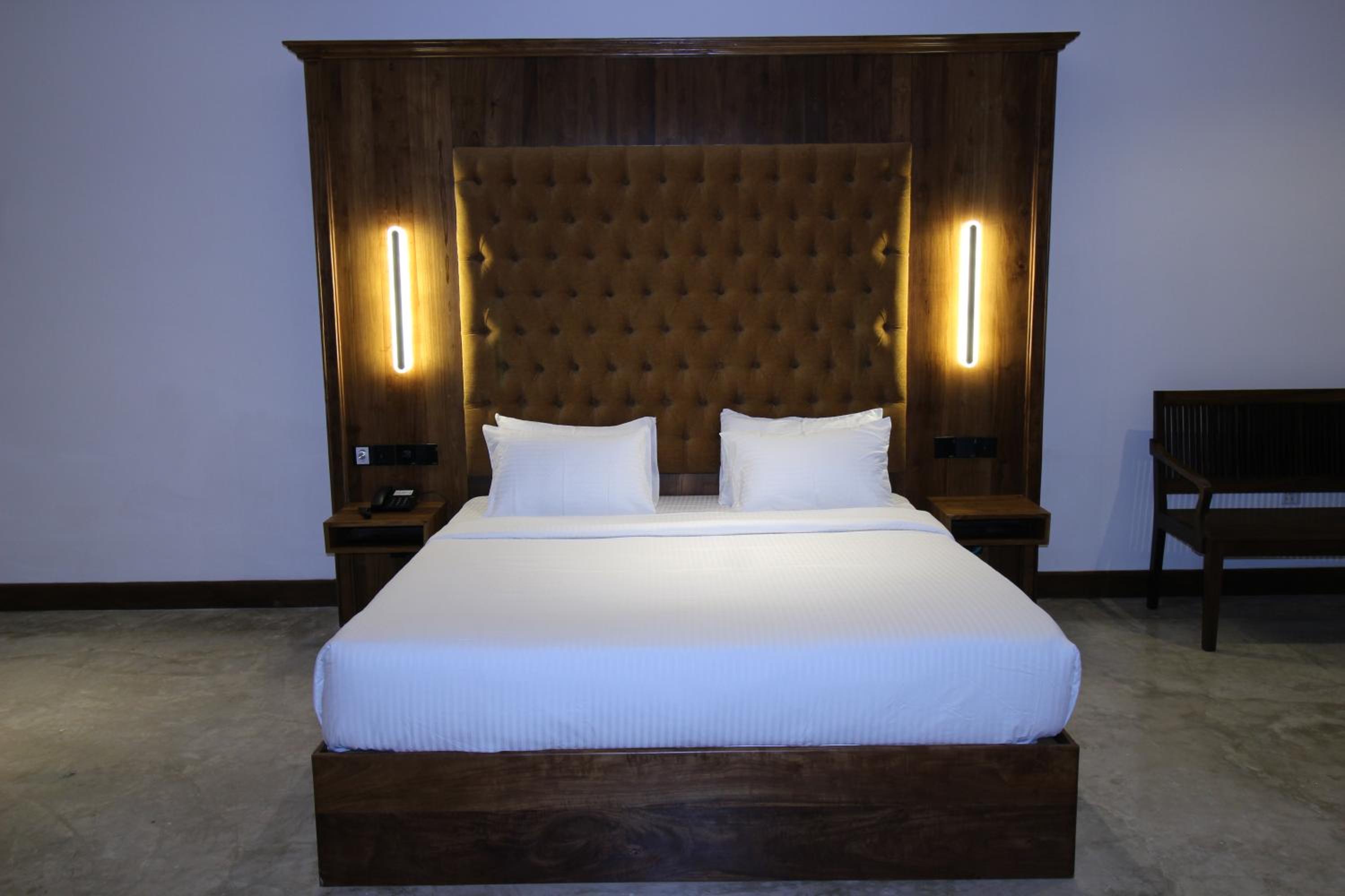 Deluxe Double Room with Balcony
