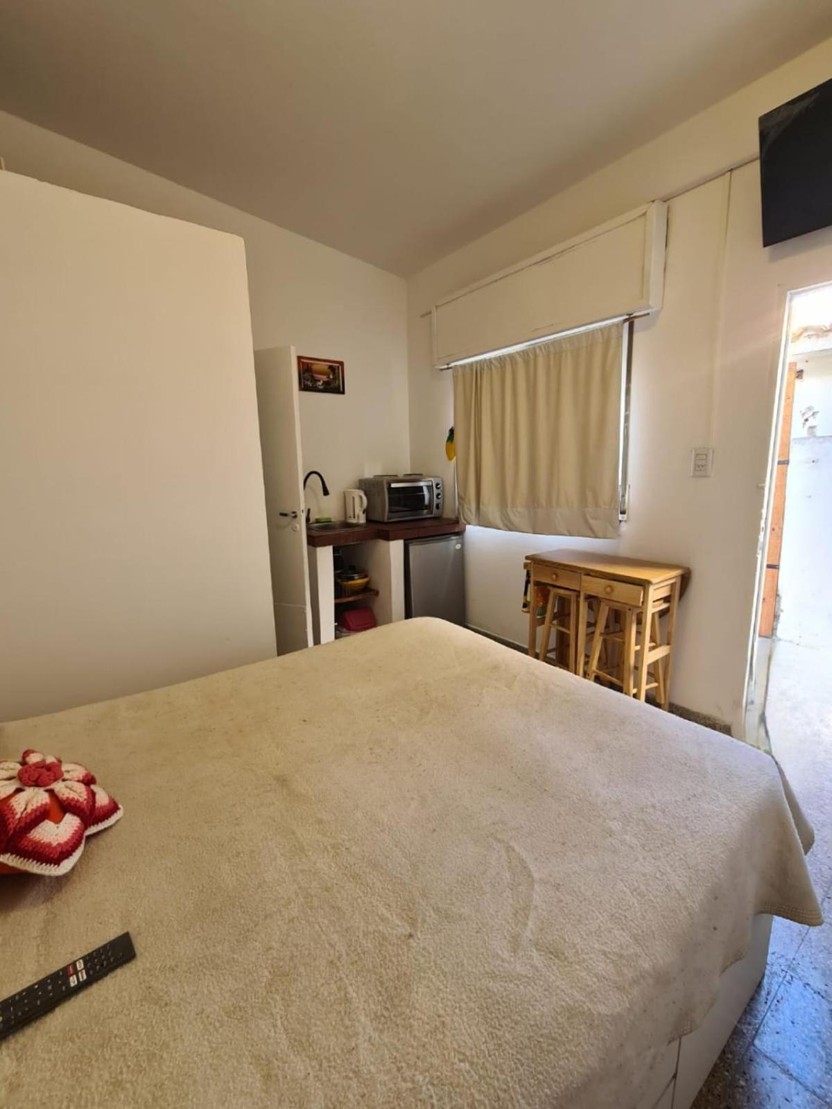 One-Bedroom Apartment photo 3