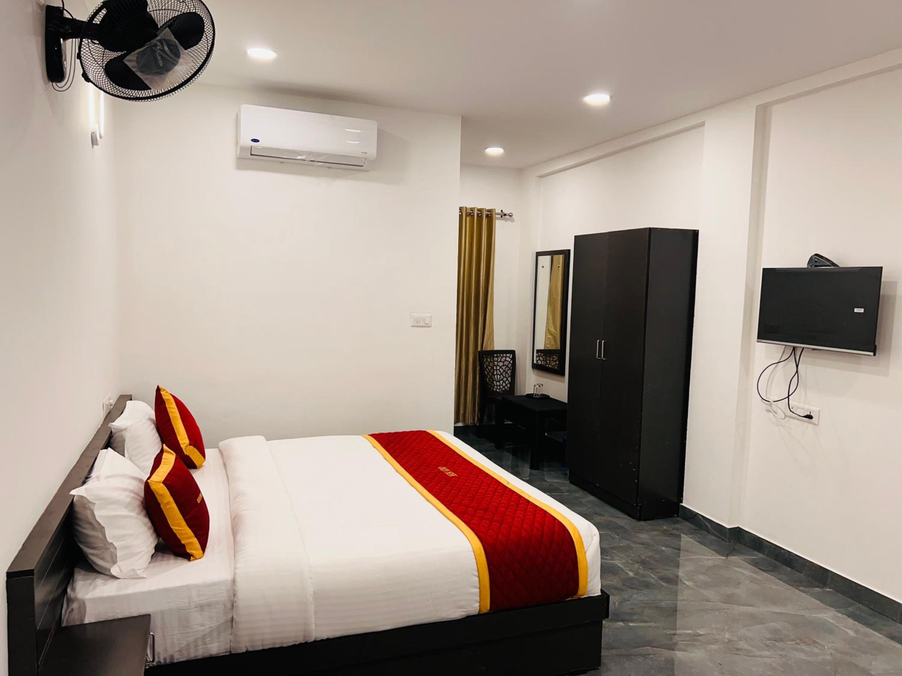 Superior King Room