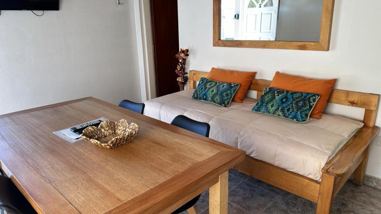 One-Bedroom Bungalow photo 3