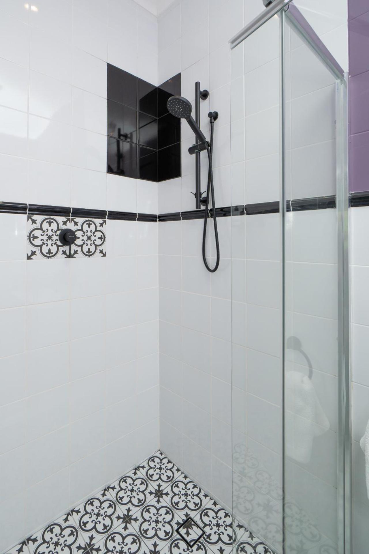 Twin/Double Room - Photo 2
