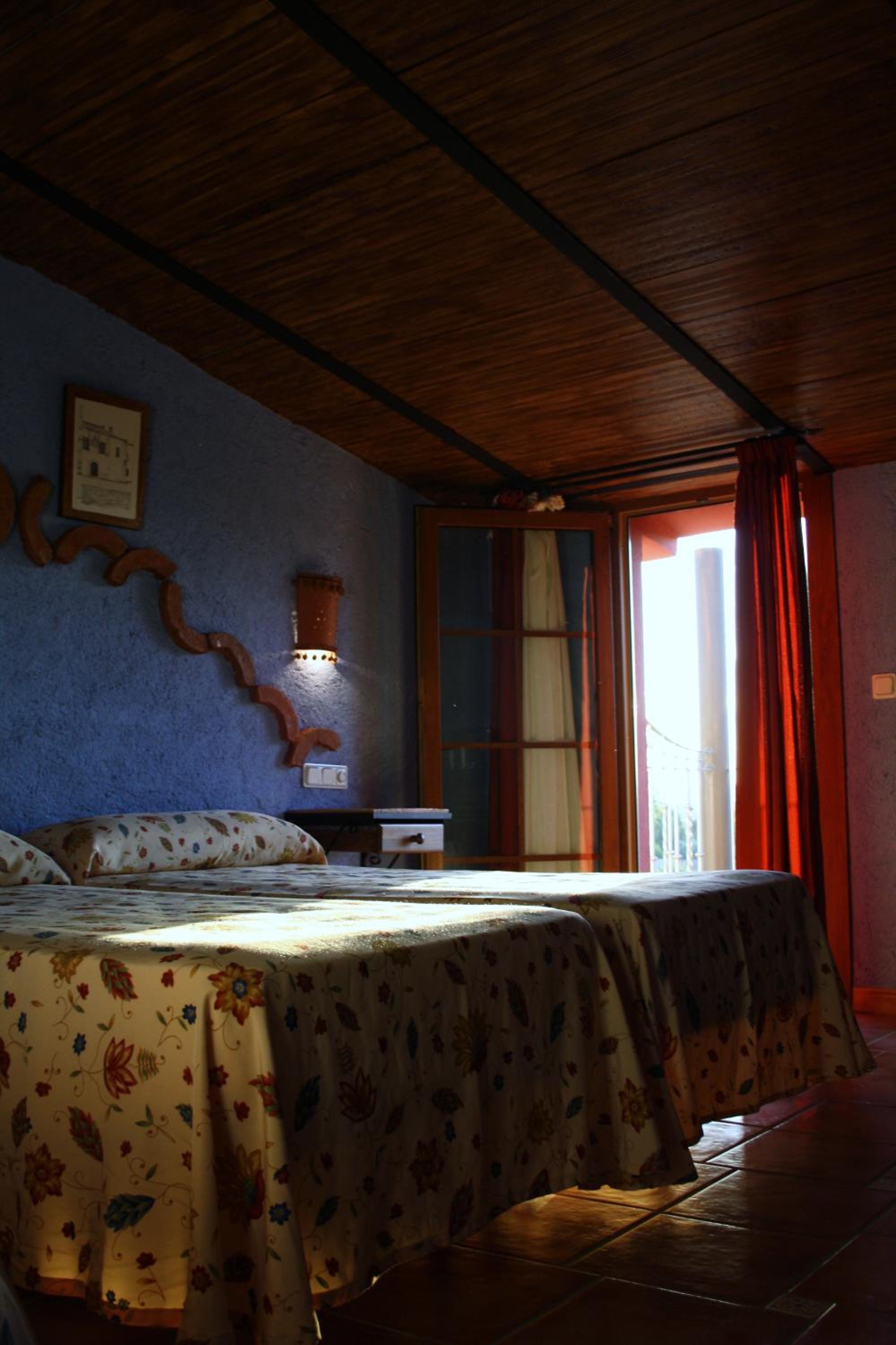 Habitación Doble con Vista a la Piscina