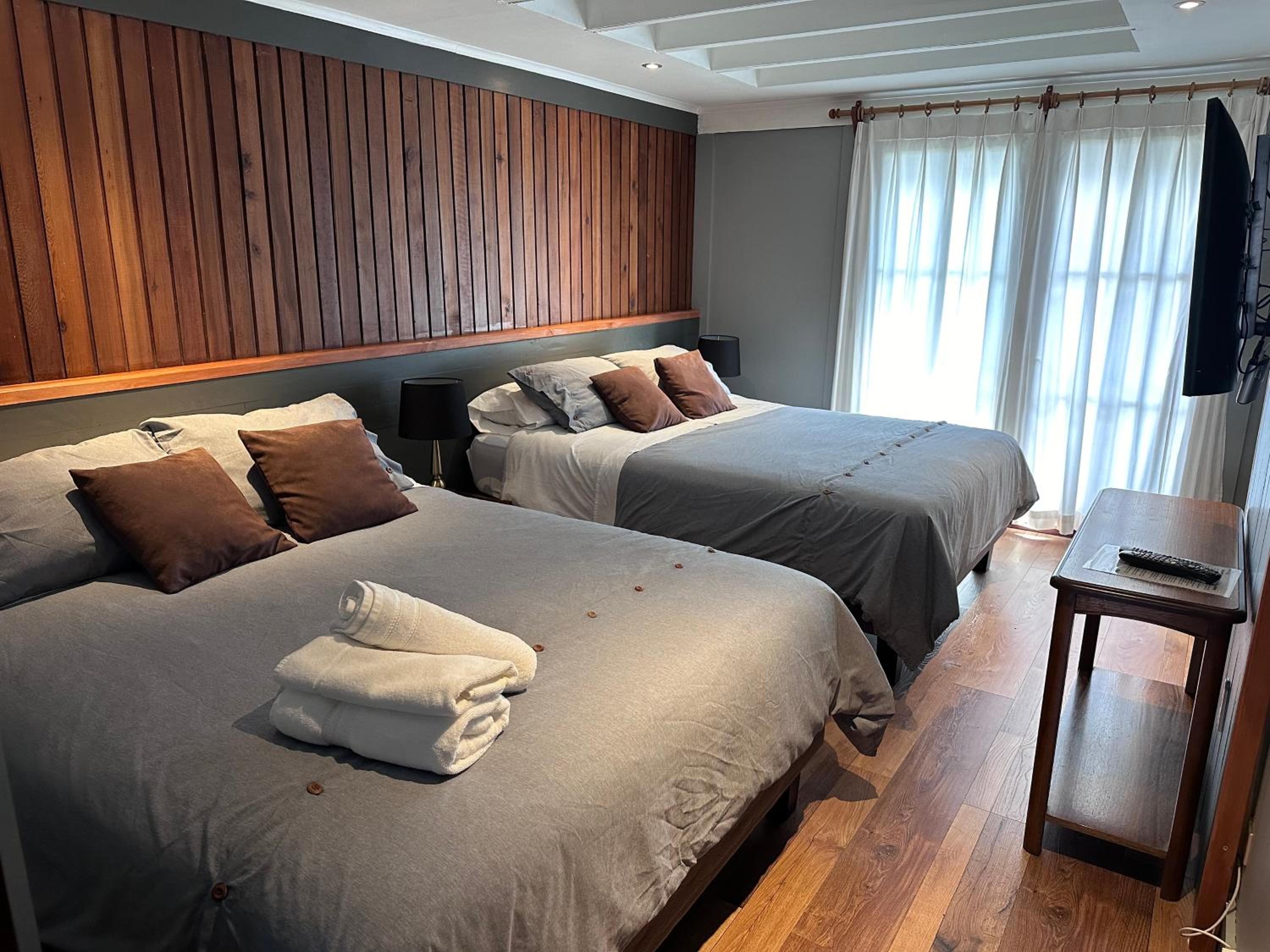 Standard Quadruple Room photo 3