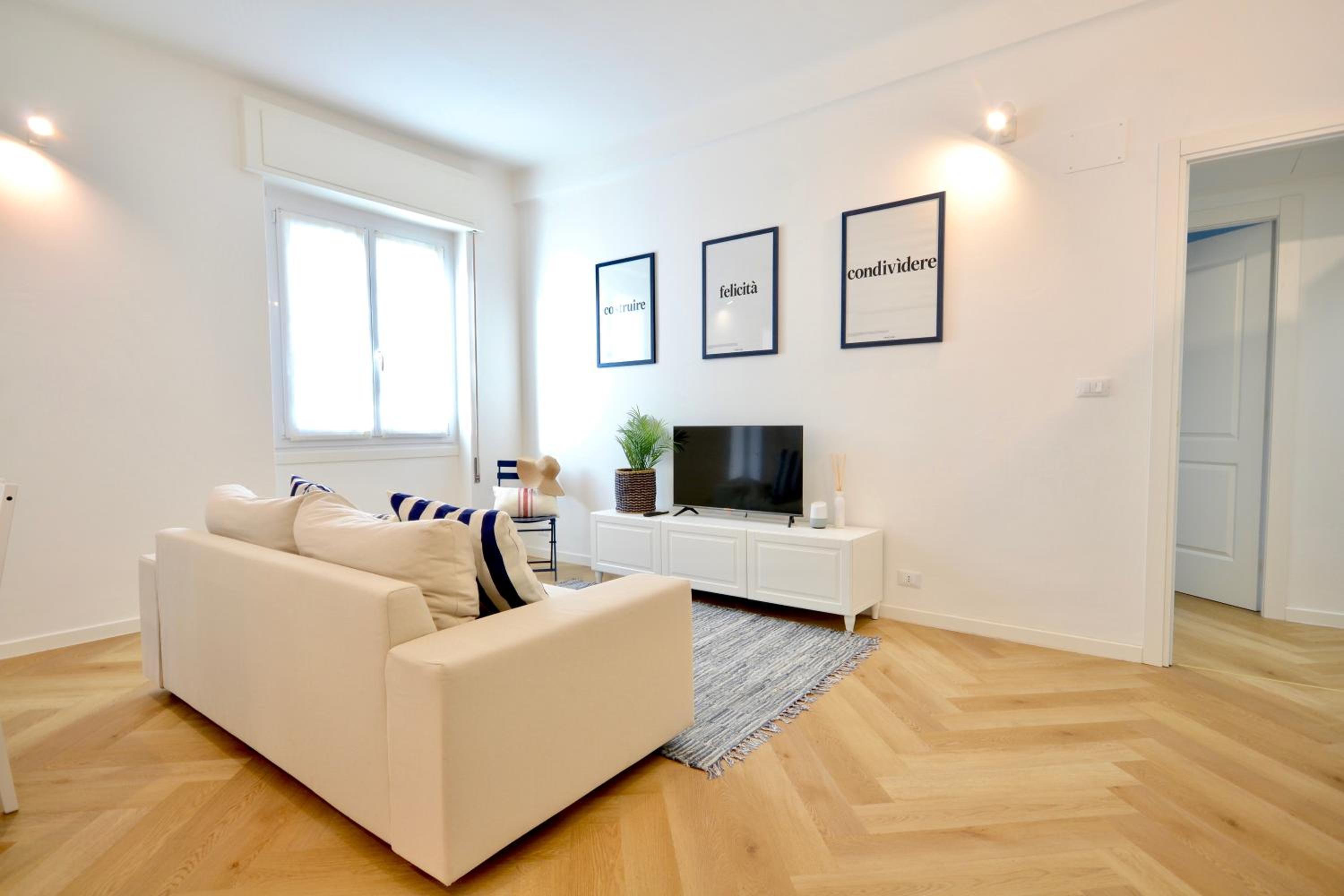 Two-Bedroom Apartment photo 2