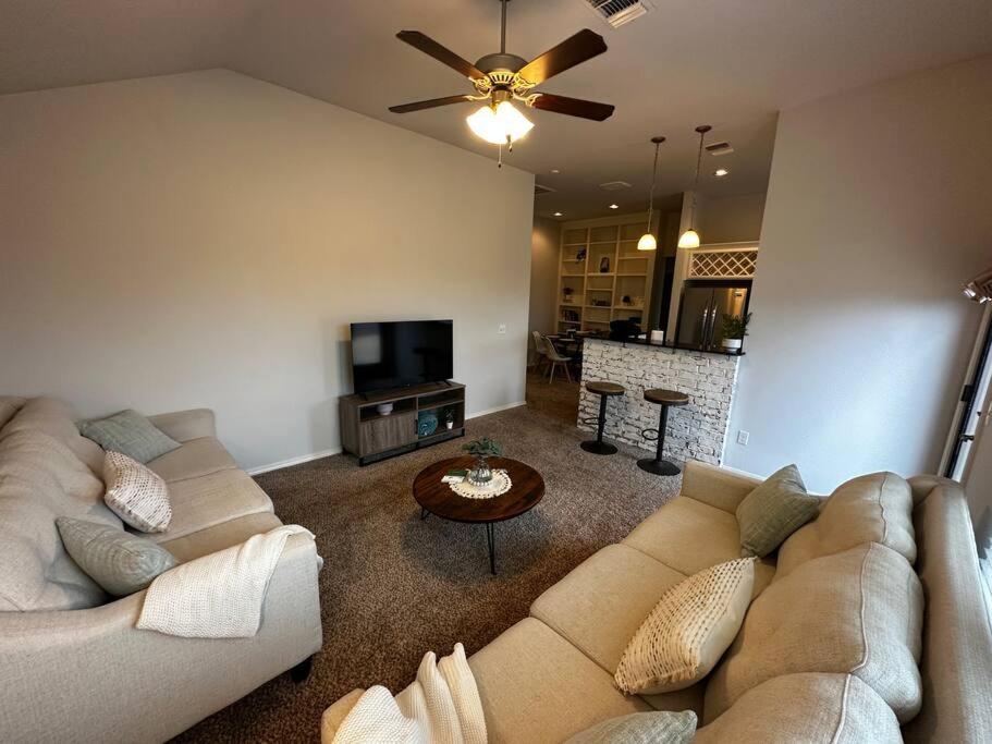 Three-Bedroom House photo 1