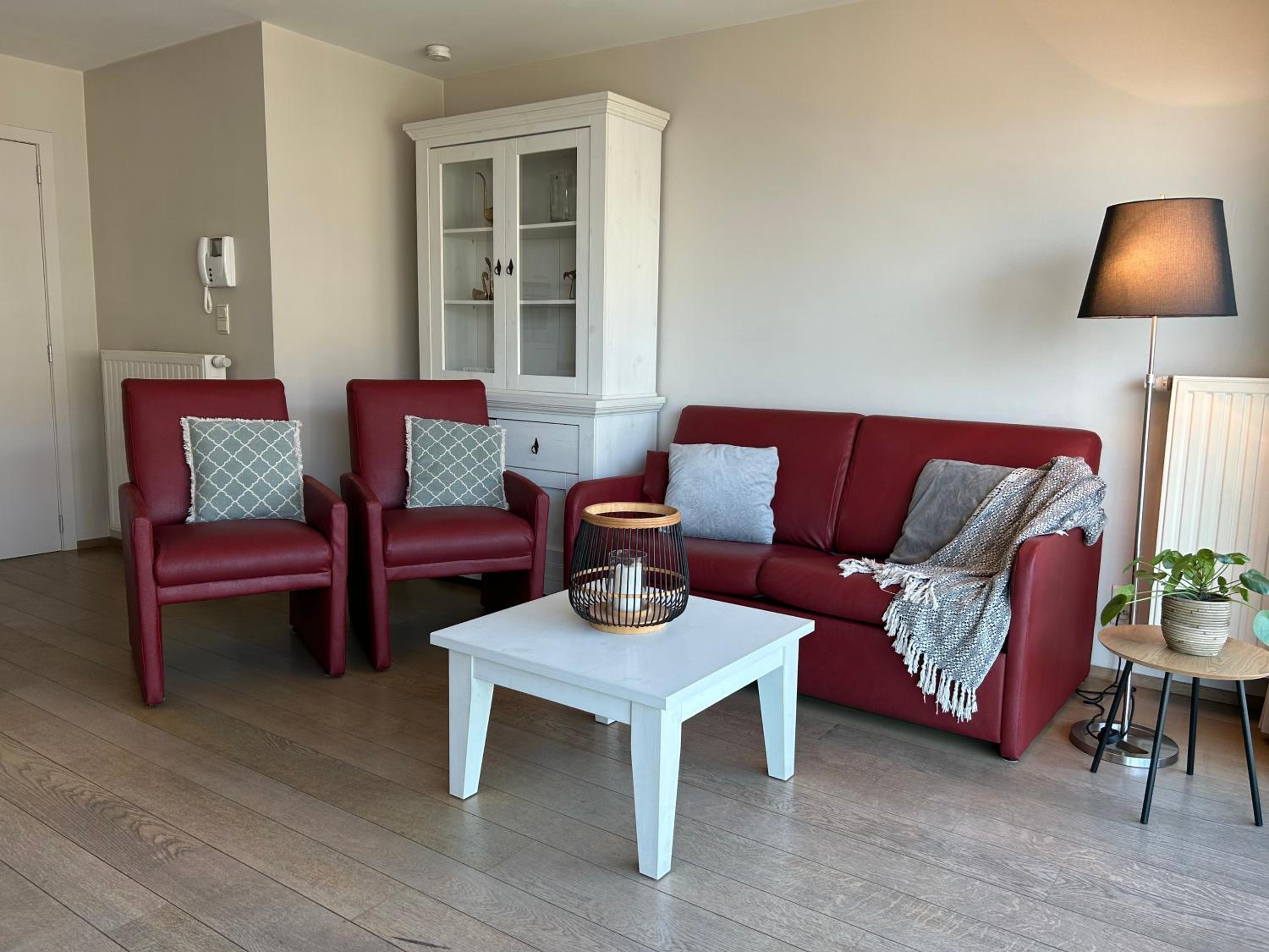 Apartment photo 1