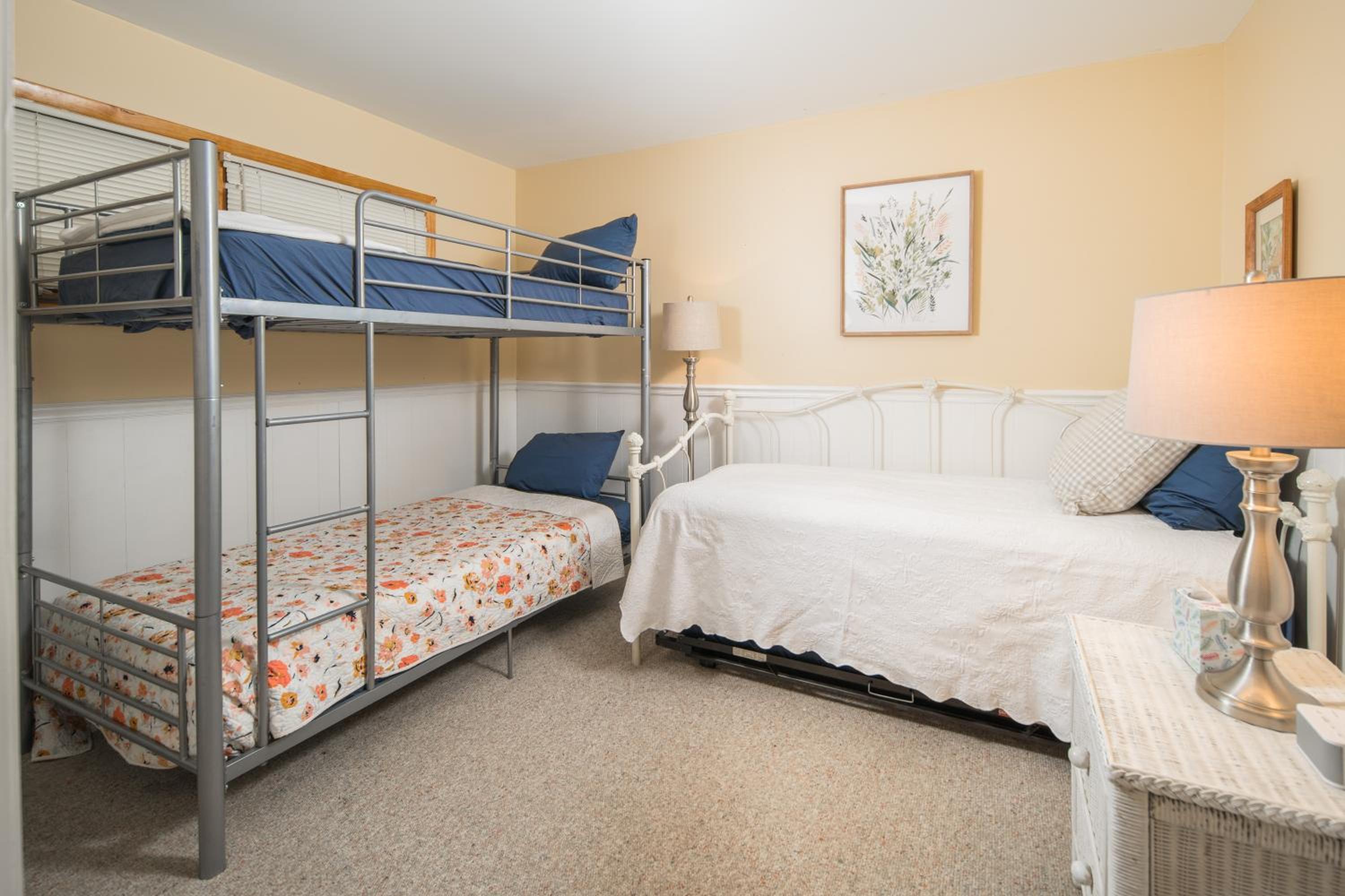 Three-Bedroom House photo 1