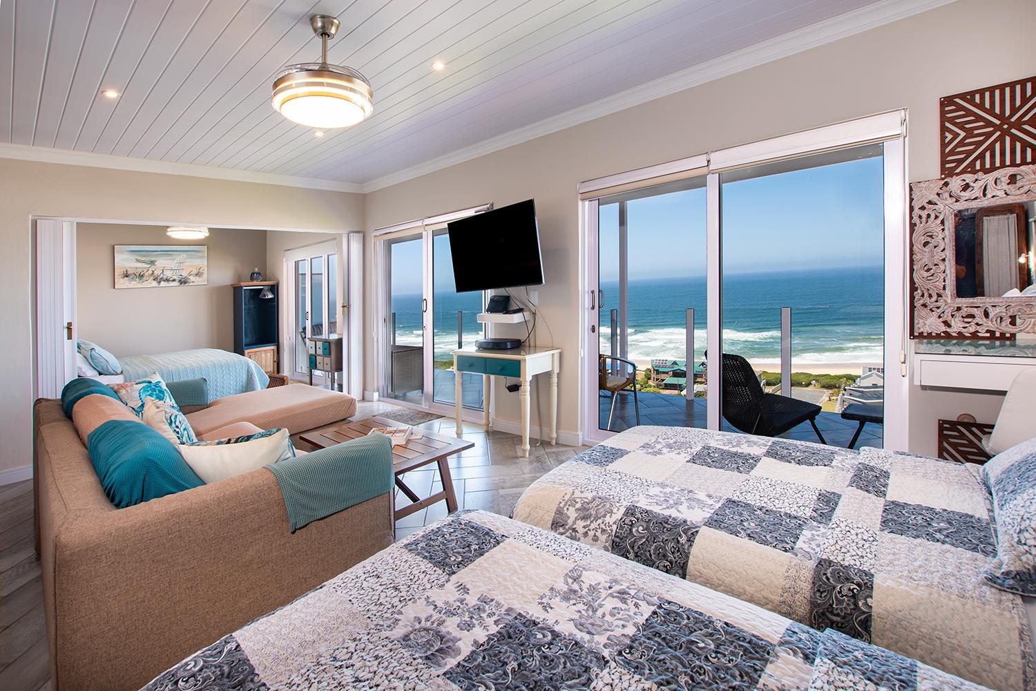 Deluxe Family Suite photo 1
