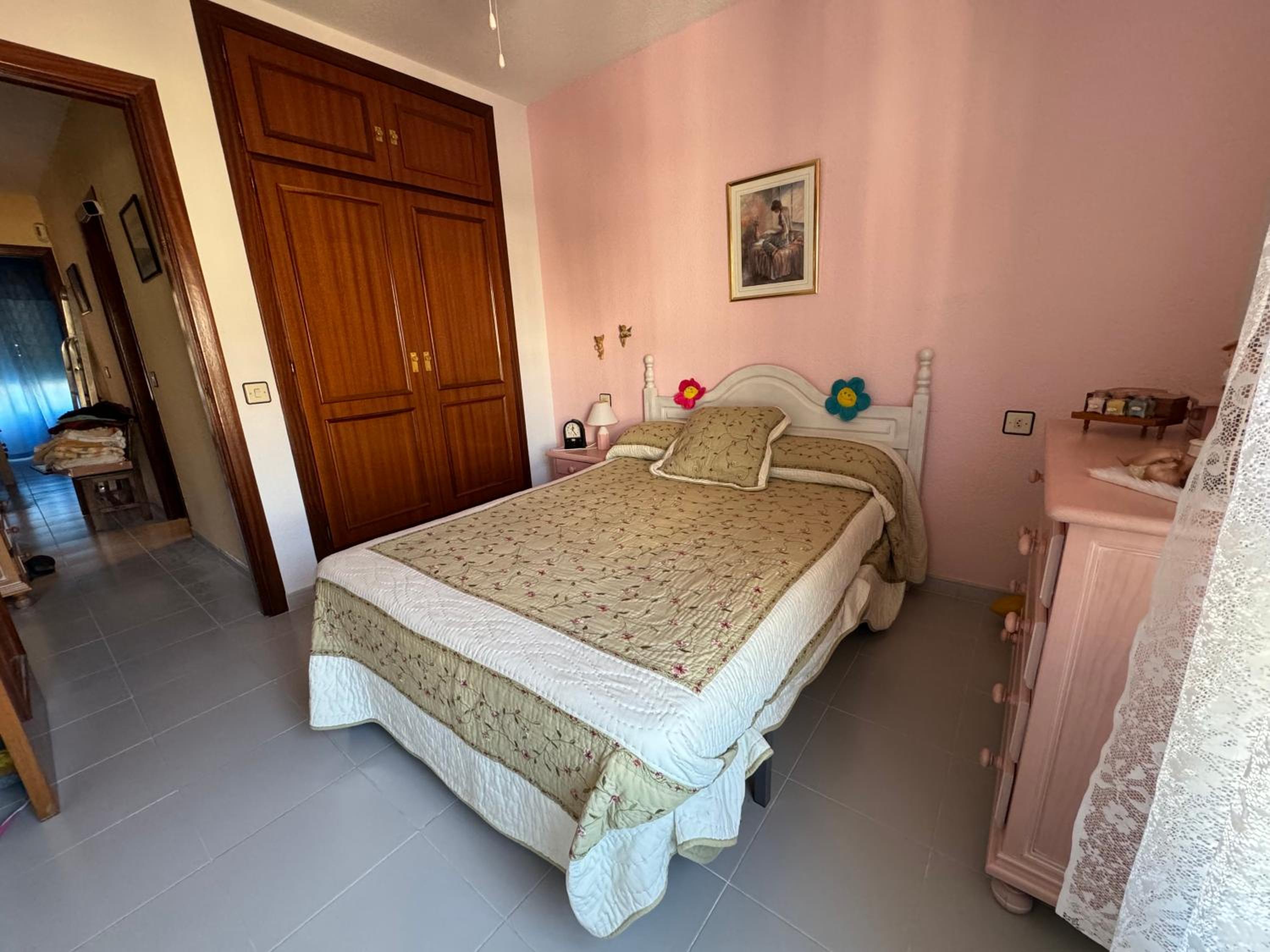 Casa de cinco habitaciones