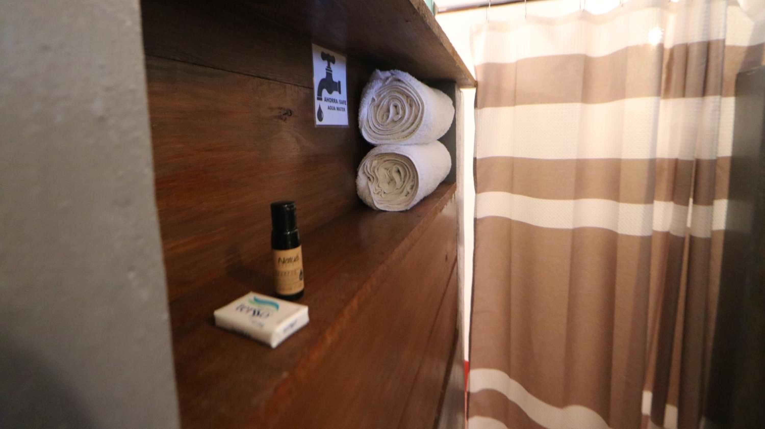Double Room with Private Bathroom photo 2