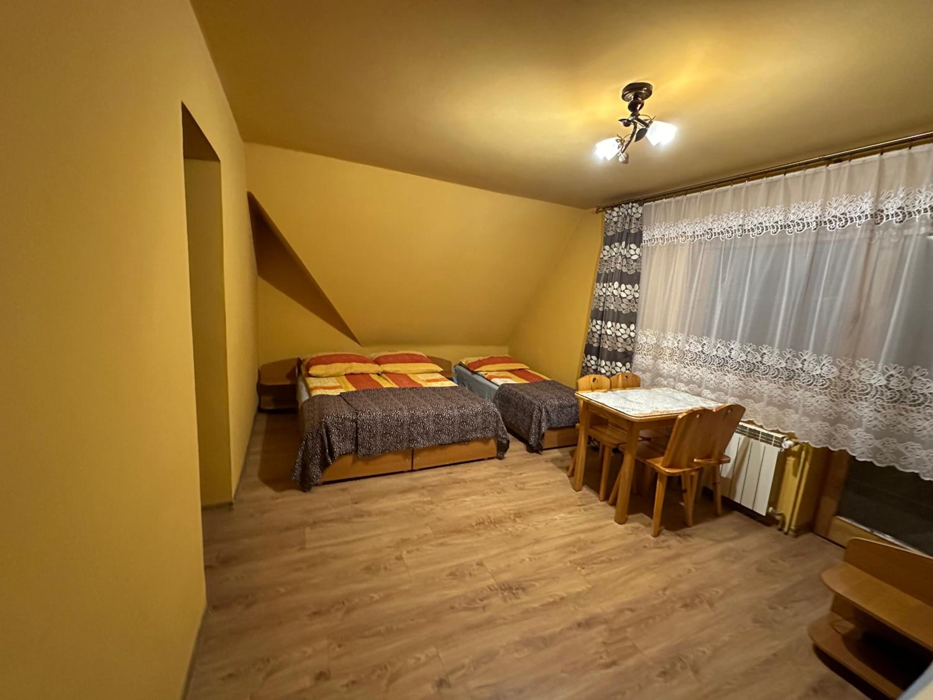 Quadruple Room with Balcony photo 3
