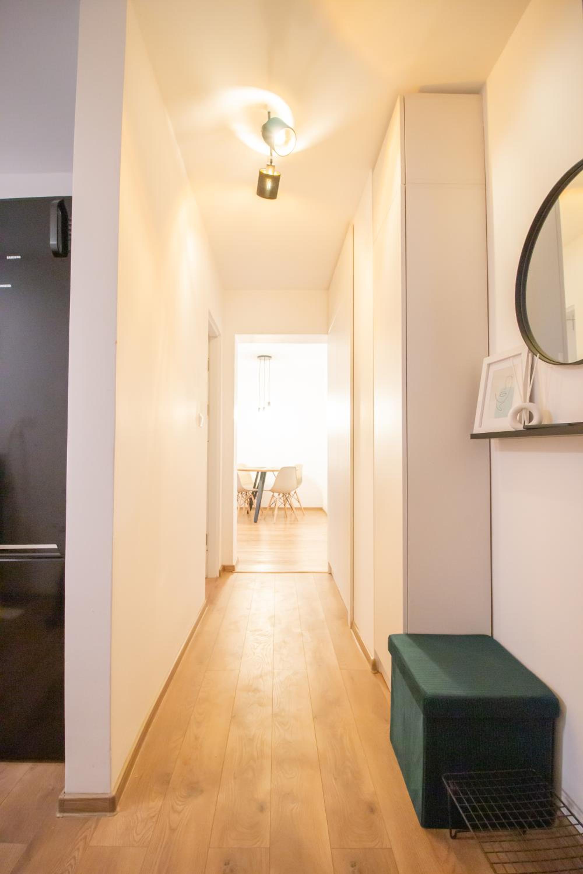 One-Bedroom Apartment photo 3