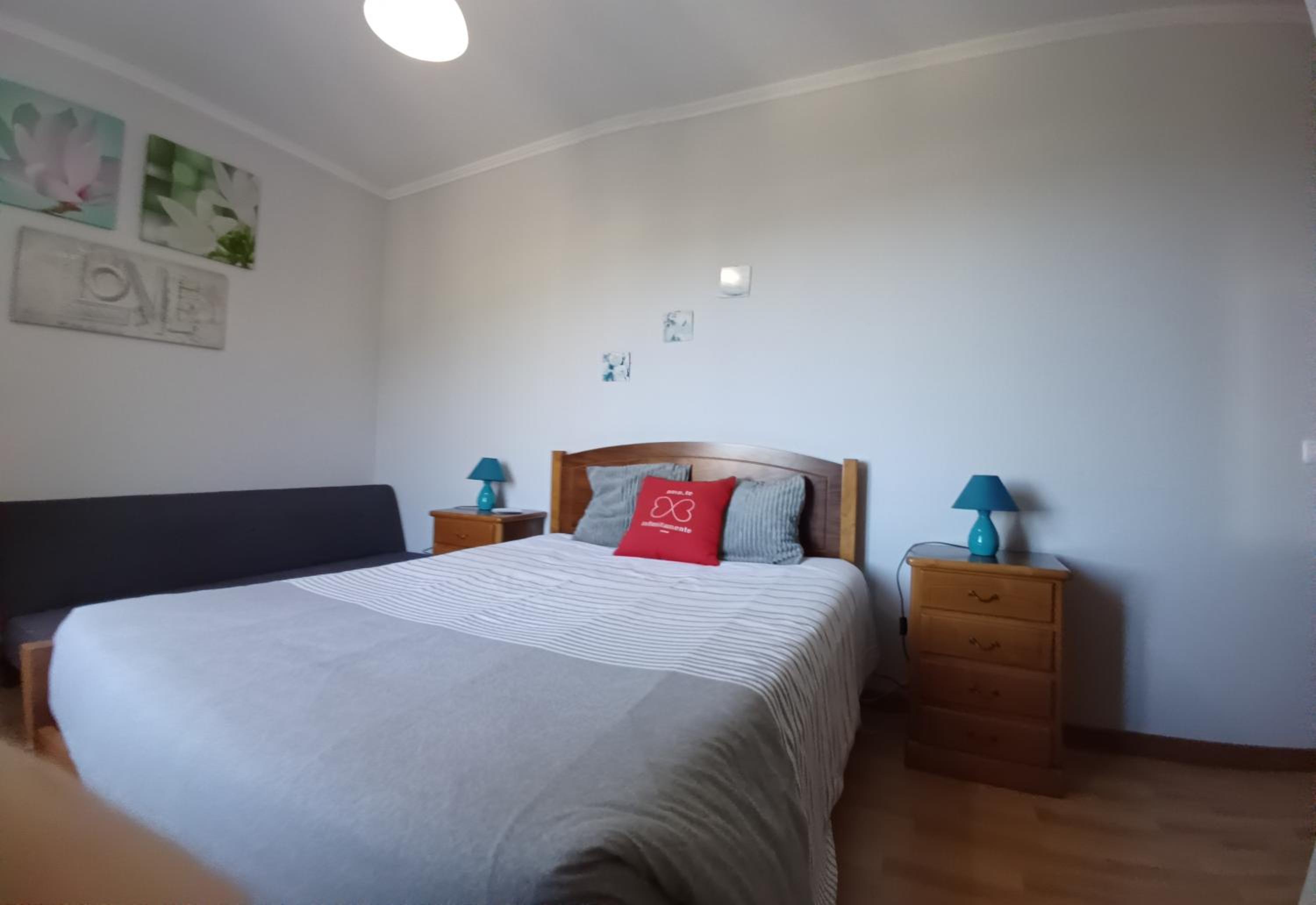 Apartment with Balcony - Photo 6